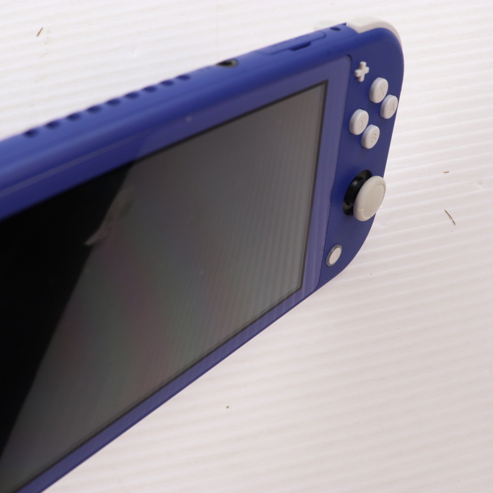 【中古即納】[Switch] (本体) Nintendo Switch Lite(ニンテンドースイッチライト) ブルー 任天堂(HDH-S-BBZAA)(20210521)