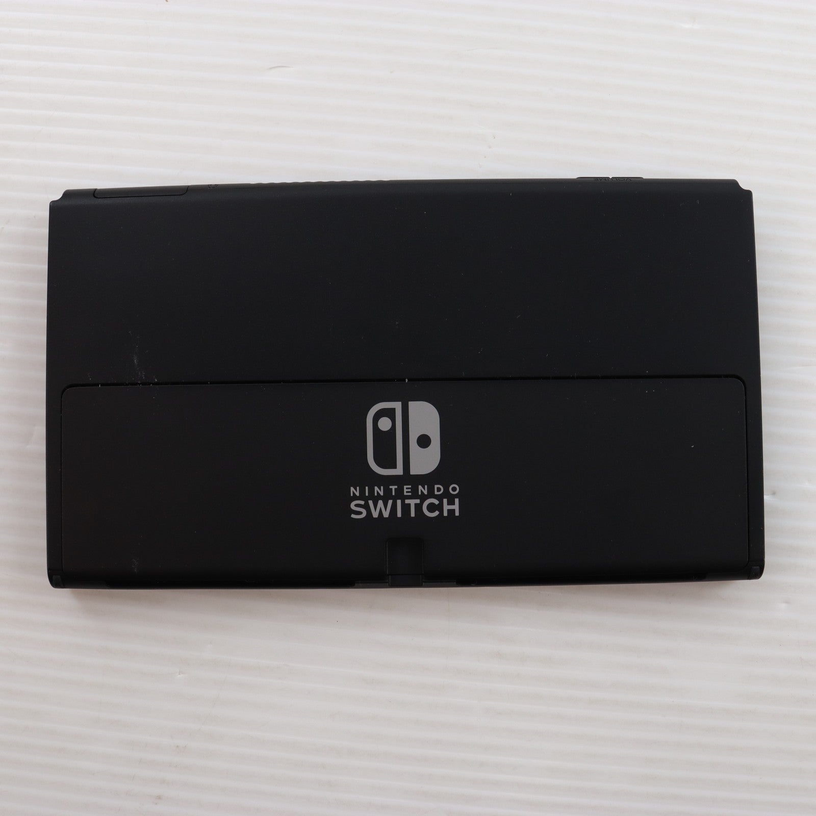 【中古即納】[Switch] (本体) Nintendo Switch(ニンテンドースイッチ) 有機ELモデル Joy-Con(L) ネオンブルー/R ネオンレッド 任天堂(HEG-S-KABAA)(20211008)