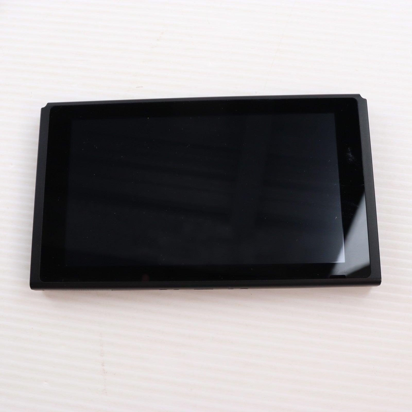 【中古即納】[Switch] (本体) Nintendo Switch(ニンテンドースイッチ) Joy-Con(L) ネオンブルー/(R) ネオンレッド 任天堂(HAD-S-KABAA)(20190830)