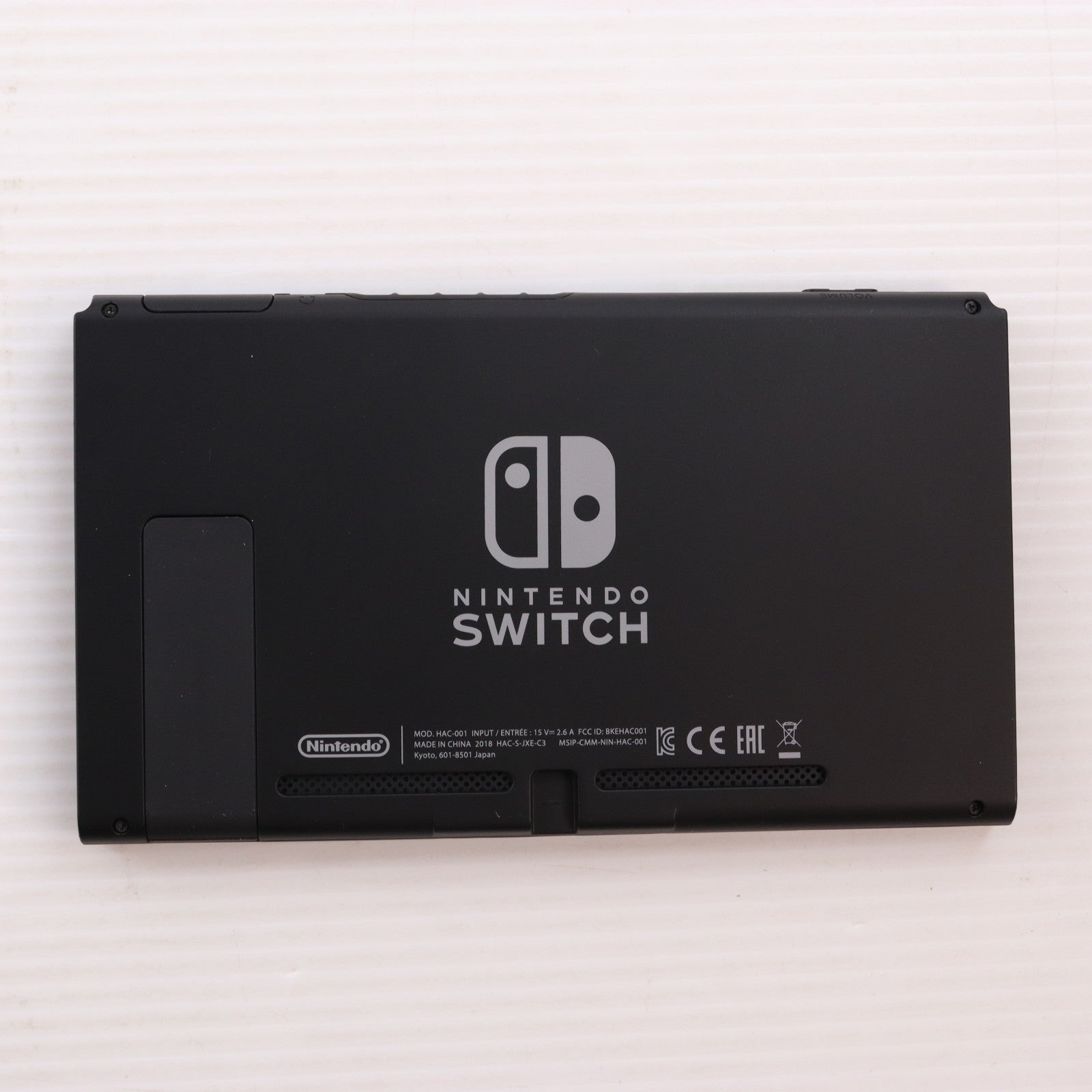 【中古即納】[Switch] (本体) Nintendo Switch(ニンテンドースイッチ) Joy-Con(L) ネオンブルー/R ネオンレッド 任天堂(HAC-S-KABAA)(20170303)