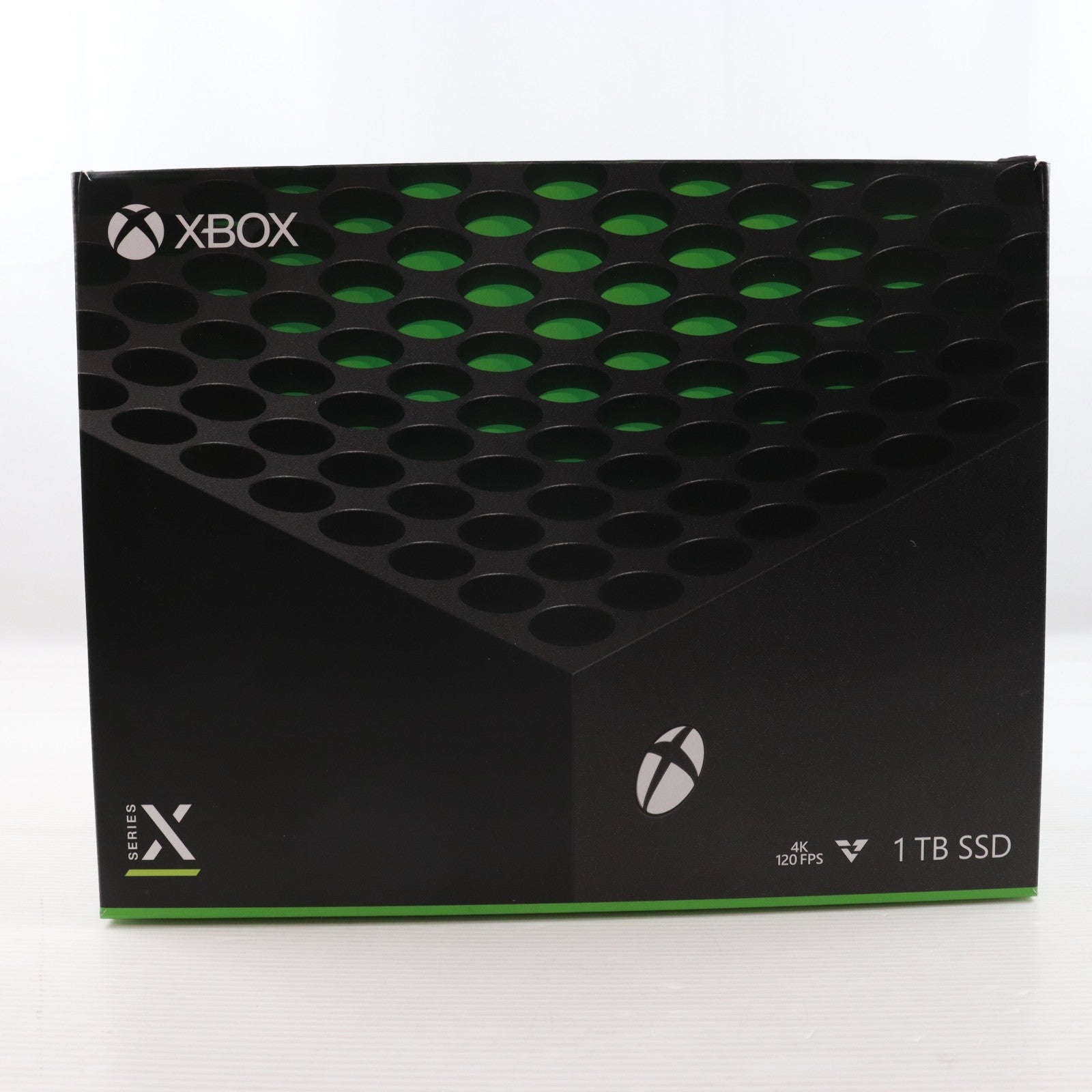 【中古即納】[XboxX/S] (本体) Xbox Series X 1TB ディスクモデル(ブラック) 日本マイクロソフト(EP2-63835)(20260212)