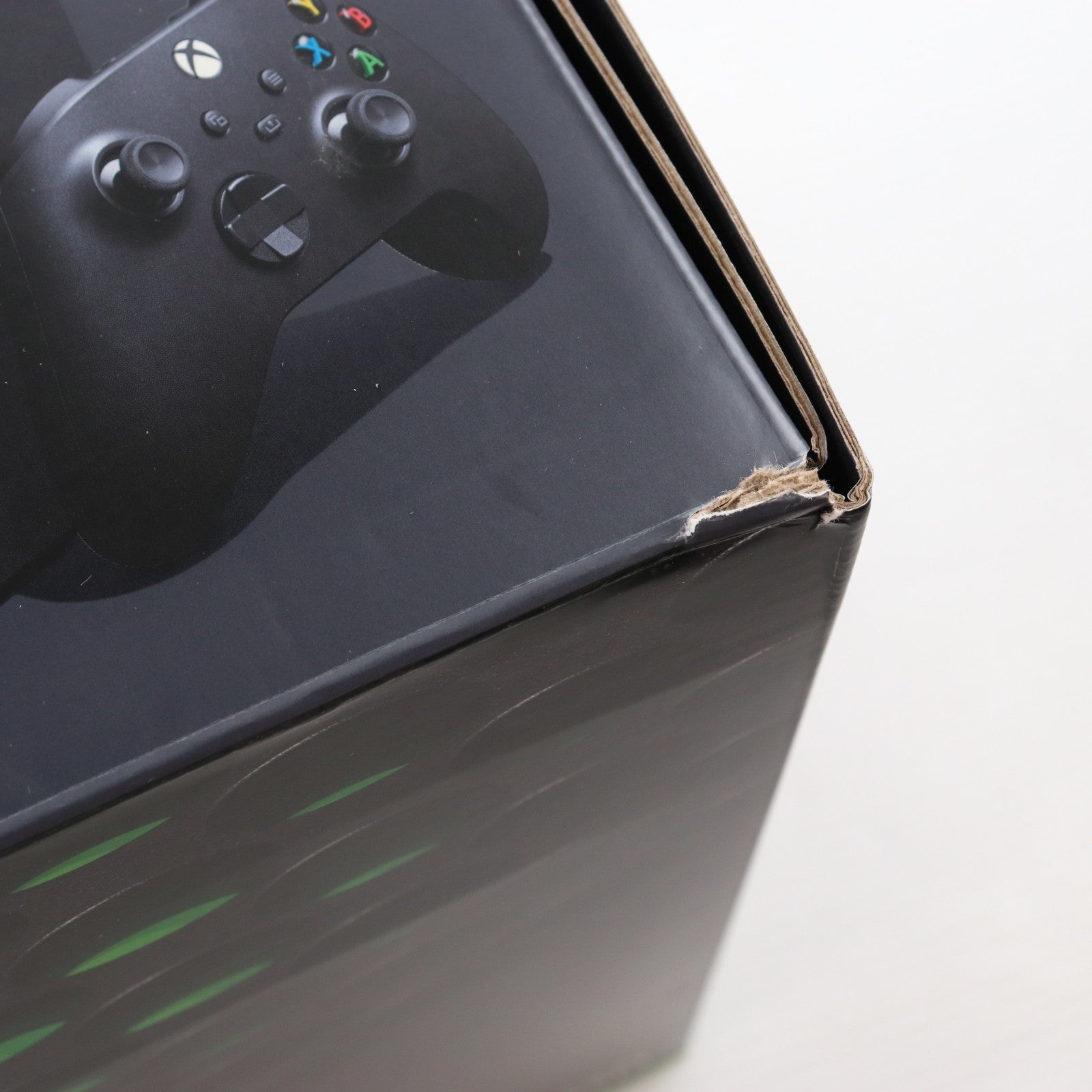 【中古即納】[XboxX/S] (本体) Xbox Series X 1TB ディスクモデル(ブラック) 日本マイクロソフト(EP2-63835)(20260212)