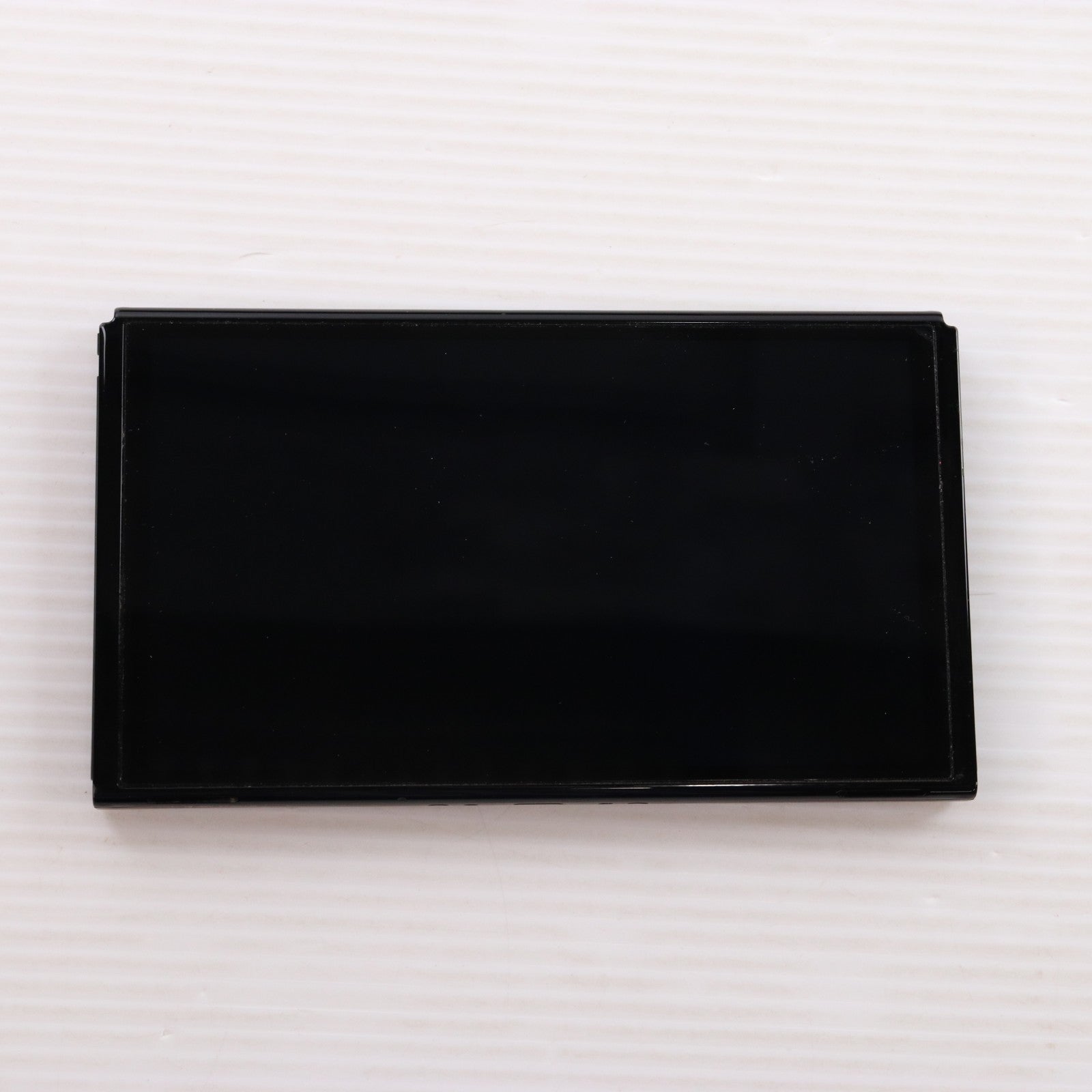 【中古即納】[Switch] (本体) Nintendo Switch(ニンテンドースイッチ) 有機ELモデル Joy-Con(L)/(R) ホワイト 任天堂(HEG-S-KAAAA)(20211008)