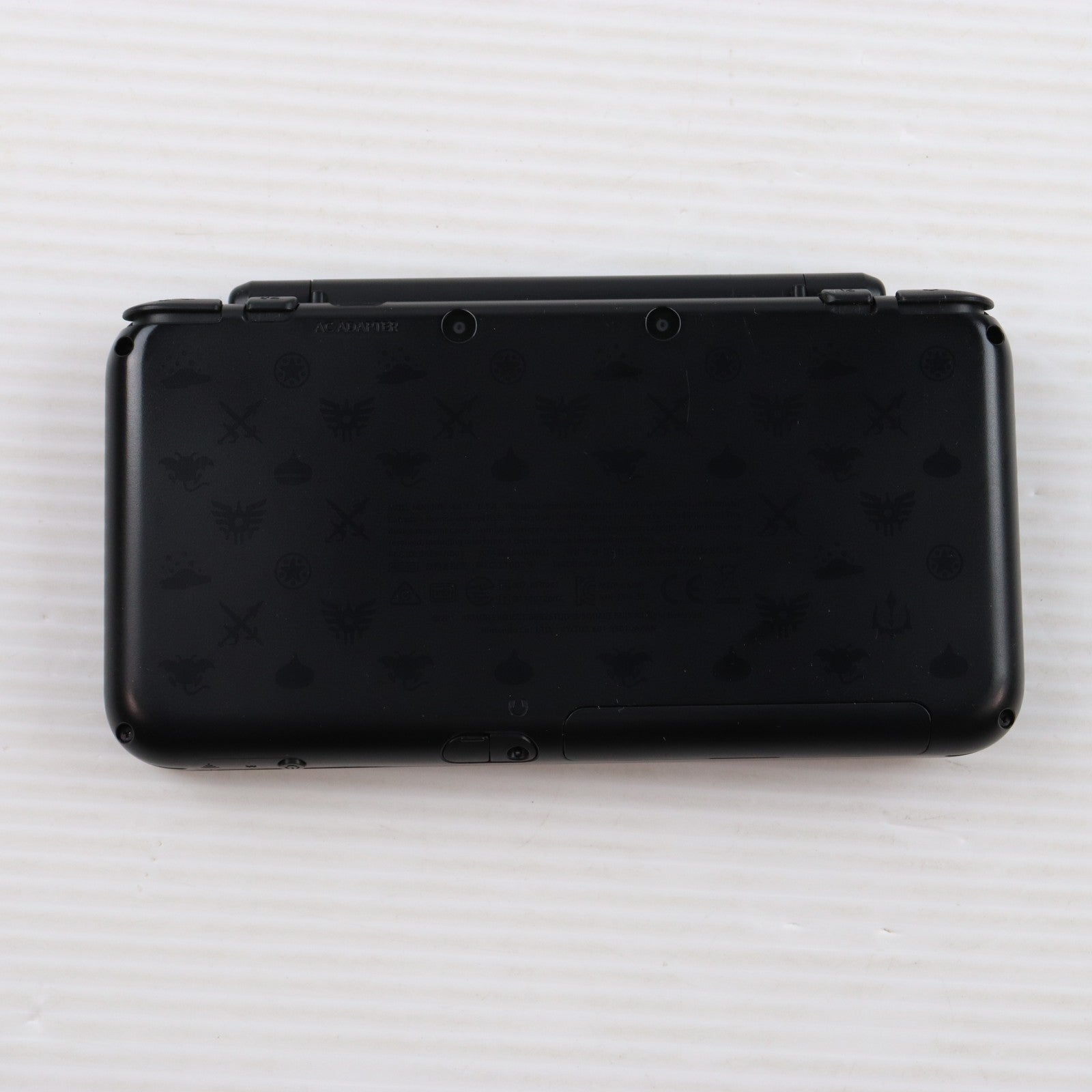 【中古即納】[3DS] (本体) Newニンテンドー2DS LL ドラゴンクエスト はぐれメタルエディション 任天堂(JAN-S-KBCA)(20170729)