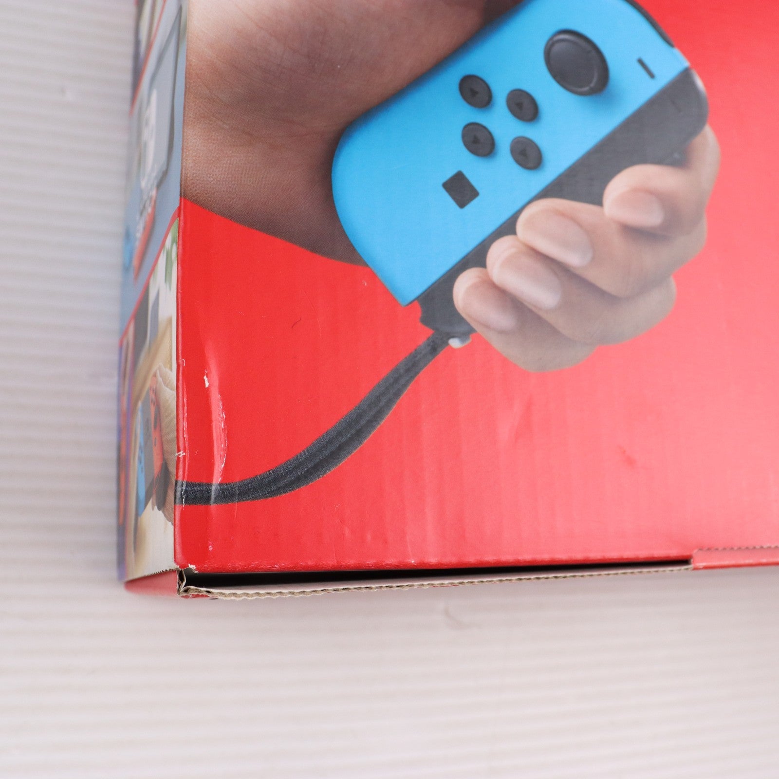 【中古即納】[Switch] (本体) Nintendo Switch(ニンテンドースイッチ) Joy-Con(L) ネオンブルー/(R) ネオンレッド 任天堂(HAD-S-KABAA)(20190830)