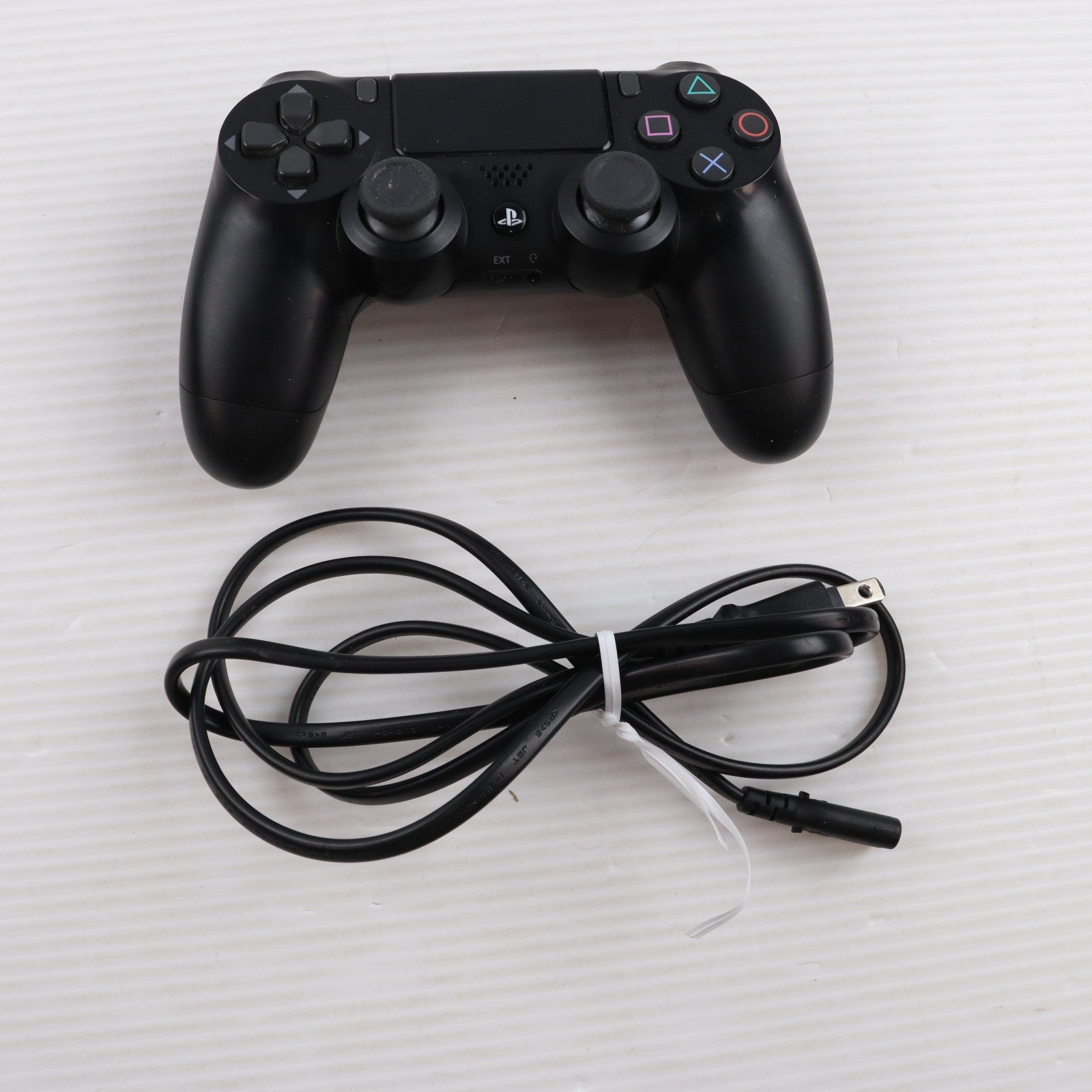 【中古即納】[PS4] (本体) PlayStation 4(プレイステーション4) ジェット・ブラック HDD500GB SIE(CUH-2000AB01)(20160915)
