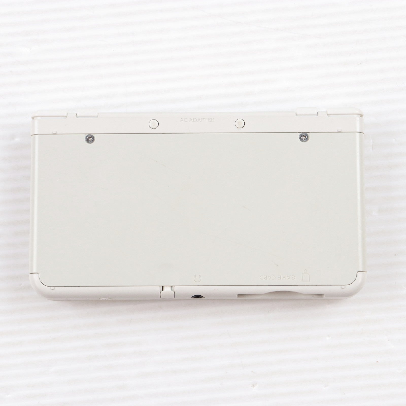 【中古即納】[3DS] (本体) Newニンテンドー3DS ホワイト 任天堂(KTR-S-WAAA)(20141011)
