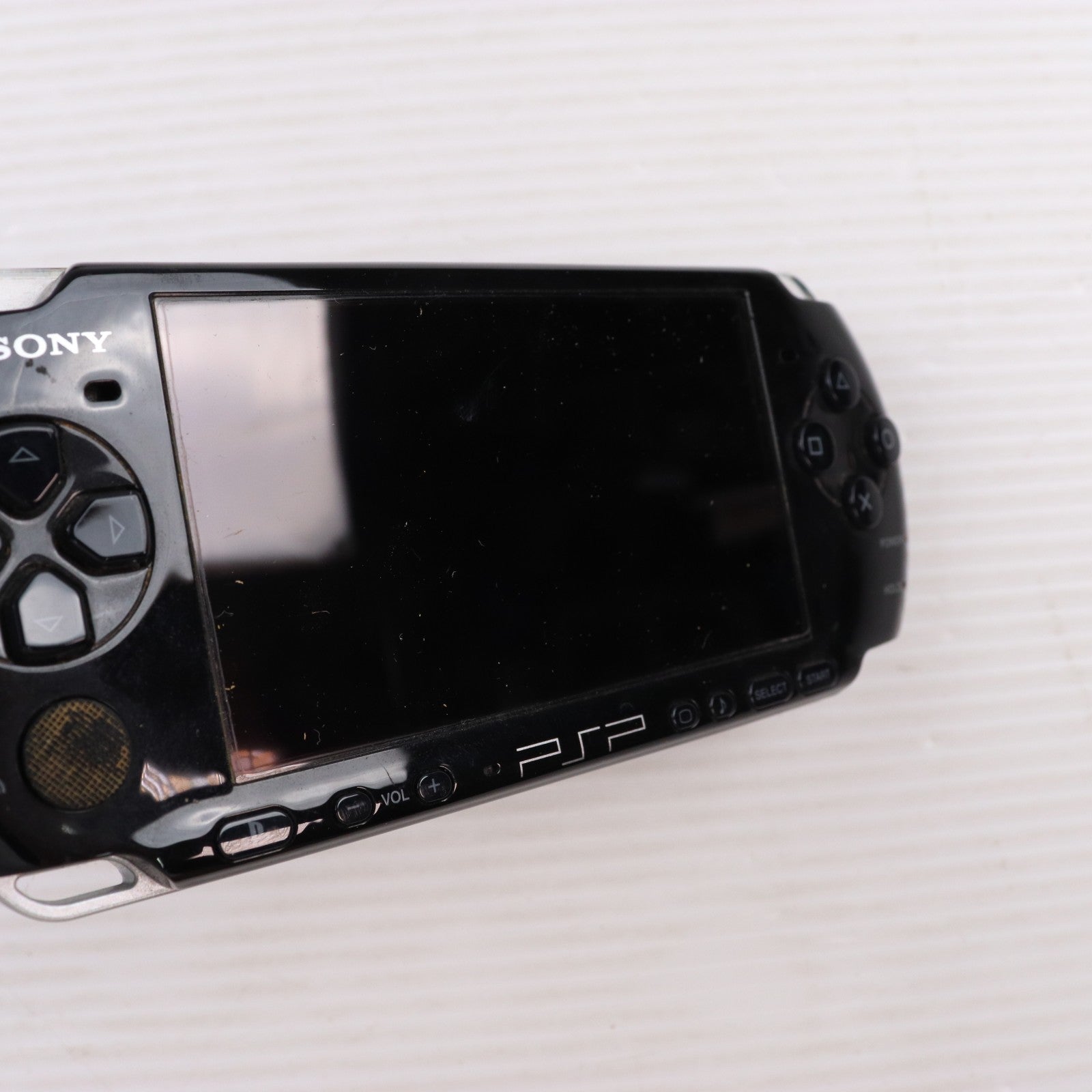 【中古即納】[PSP] (本体) PlayStation Portable(プレイステーション・ポータブル) ピアノ・ブラック SCE(PSP-3000PB)(20081016)