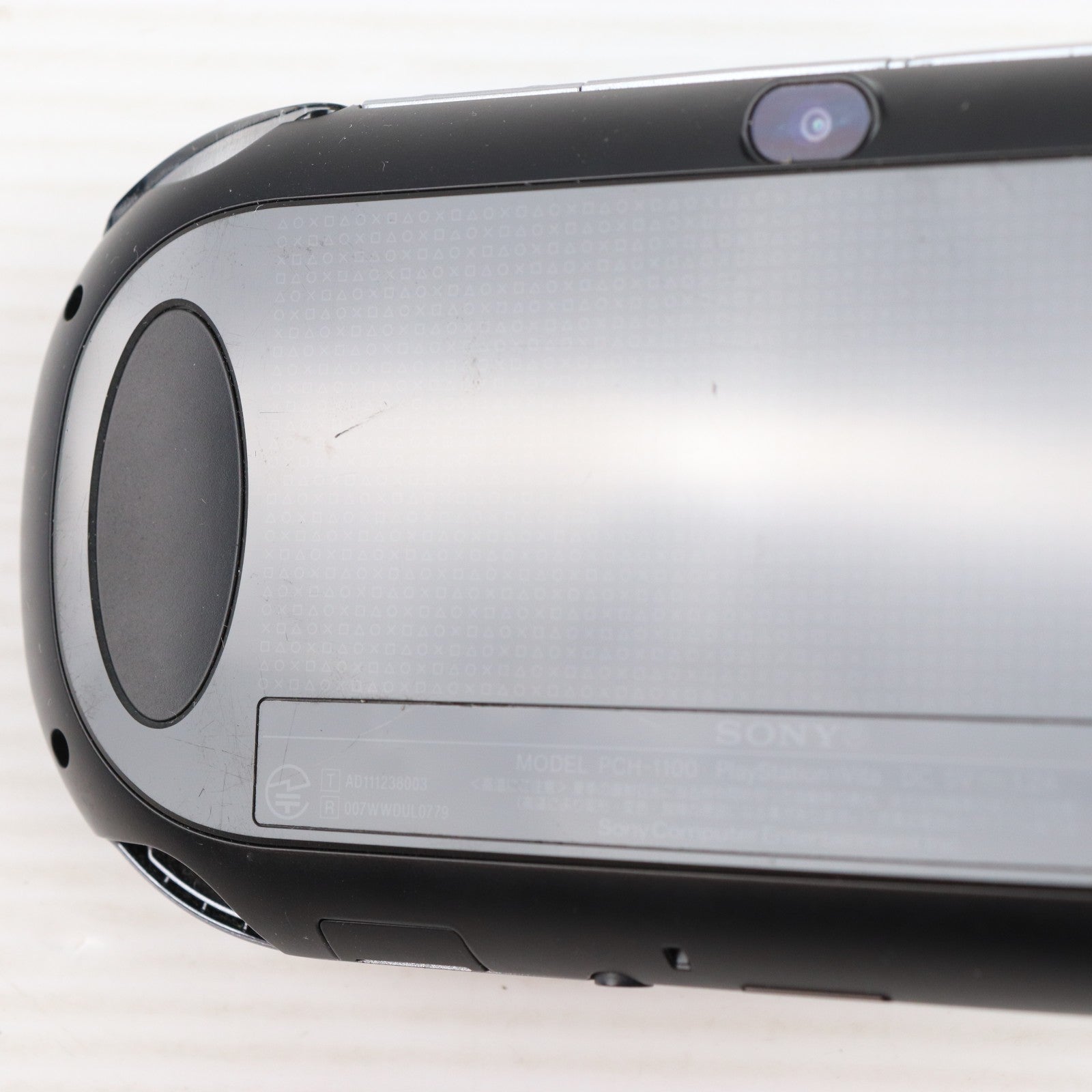 【中古即納】[PSVita] (本体) PlayStation Vita(プレイステーション ヴィータ) 3G/Wi-Fiモデル クリスタル・ブラック(初回限定版) SCE(PCH-1100AA01)(20111217)