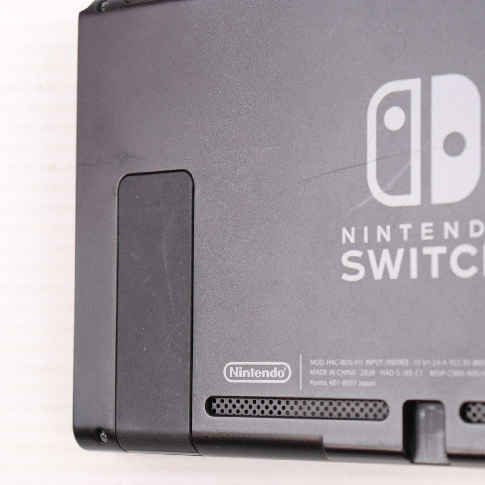 【中古即納】[Switch] (本体) Nintendo Switch(ニンテンドースイッチ) Joy-Con(L) ネオンブルー/(R) ネオンレッド 任天堂(HAD-S-KABAA)(20190830)