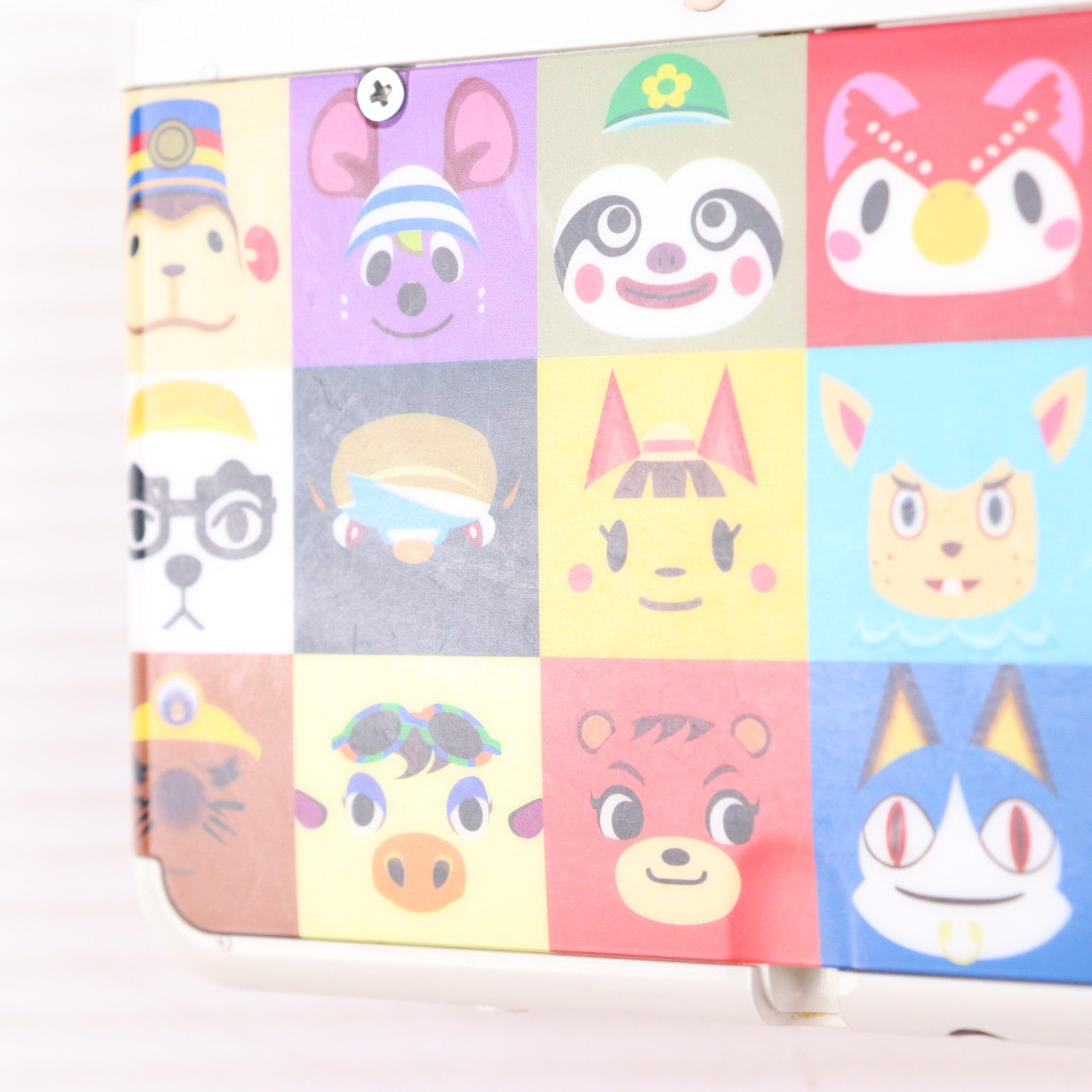 【中古即納】[3DS] (本体) Newニンテンドー3DS きせかえプレートパック どうぶつの森 任天堂(KTR-S-WMAG)(20151128)