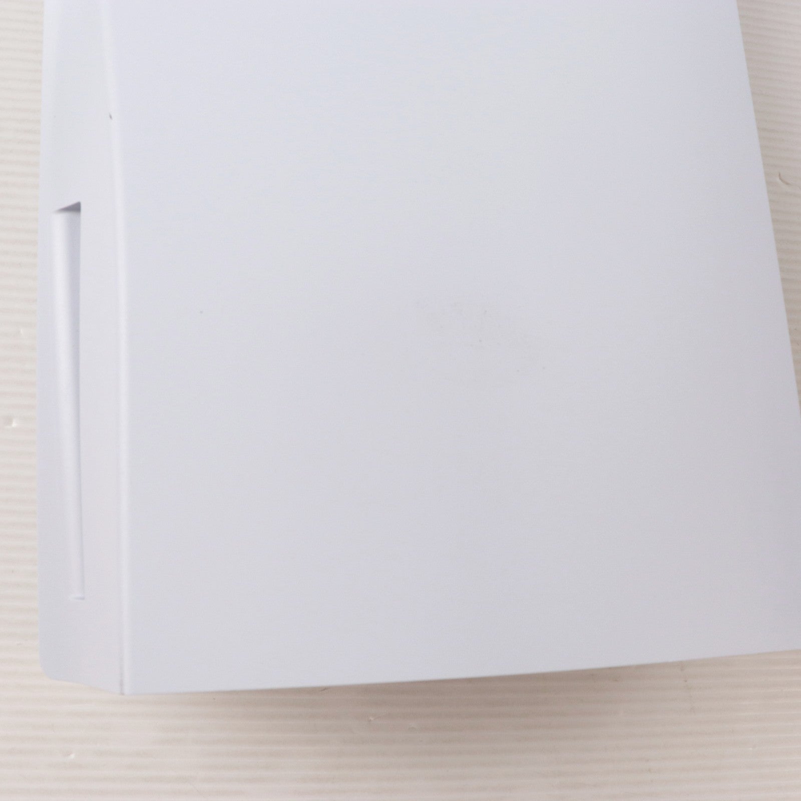 【中古即納】[PS5] (本体) PlayStation 5(プレイステーション5) SIE(CFI-1200A01)(20220915)