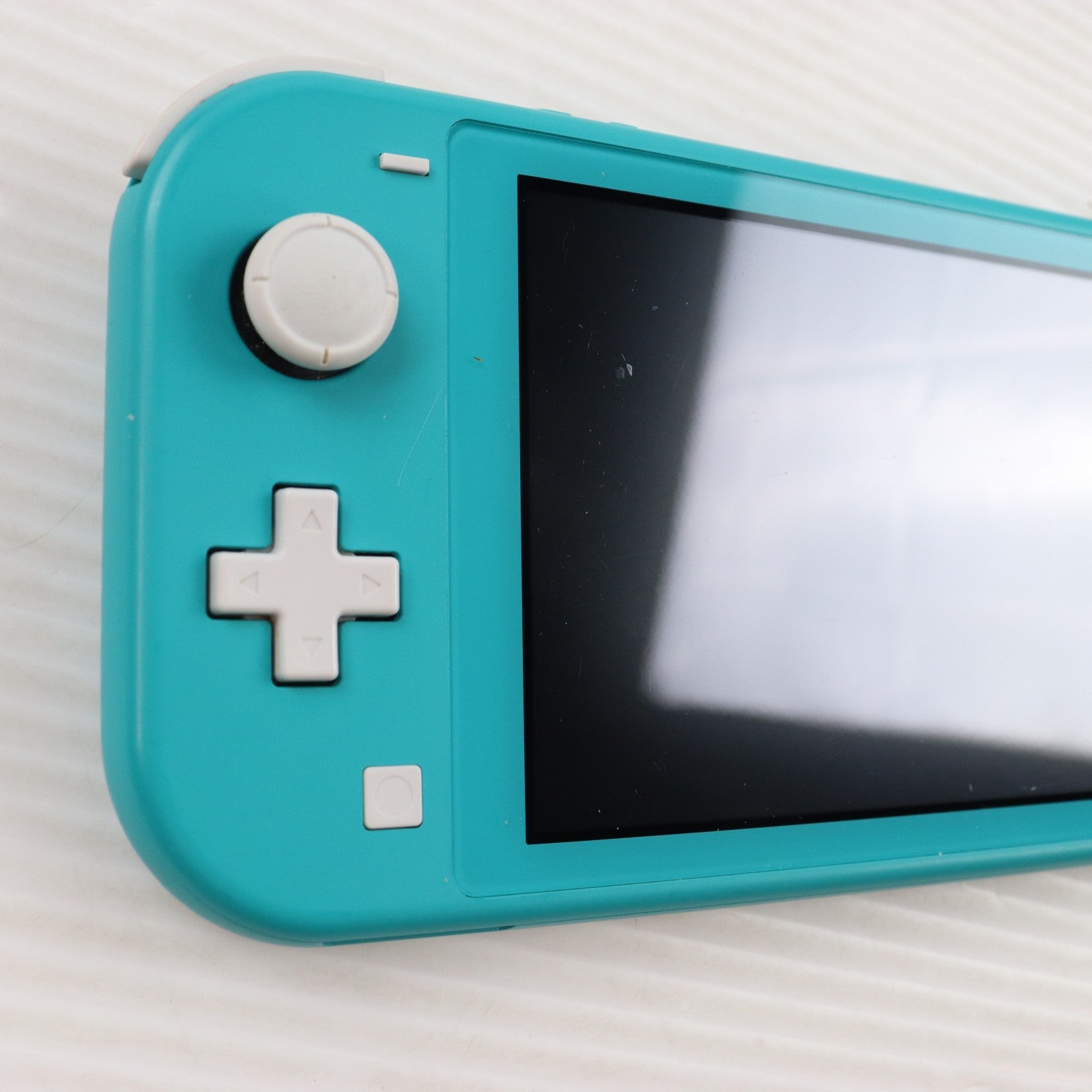 【中古即納】[Switch] (本体) Nintendo Switch Lite(ニンテンドースイッチライト) ターコイズ 任天堂(HDH-S-BAZAA)(20190920)