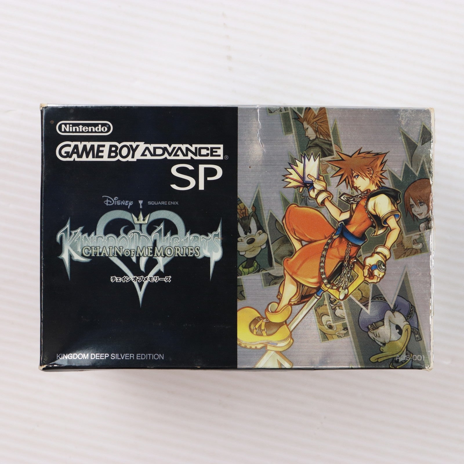 【中古即納】[GBA] (本体) GAMEBOY ADVANCE(ゲームボーイアドバンス) キングダム ハーツ チェイン オブ メモリーズ(KINGDOM HEARTS CHAIN OF MEMORIES) ディープシルバー エディション(限定版) スクウェア・エニックス(AGS-S-KHB8C)(20041111)