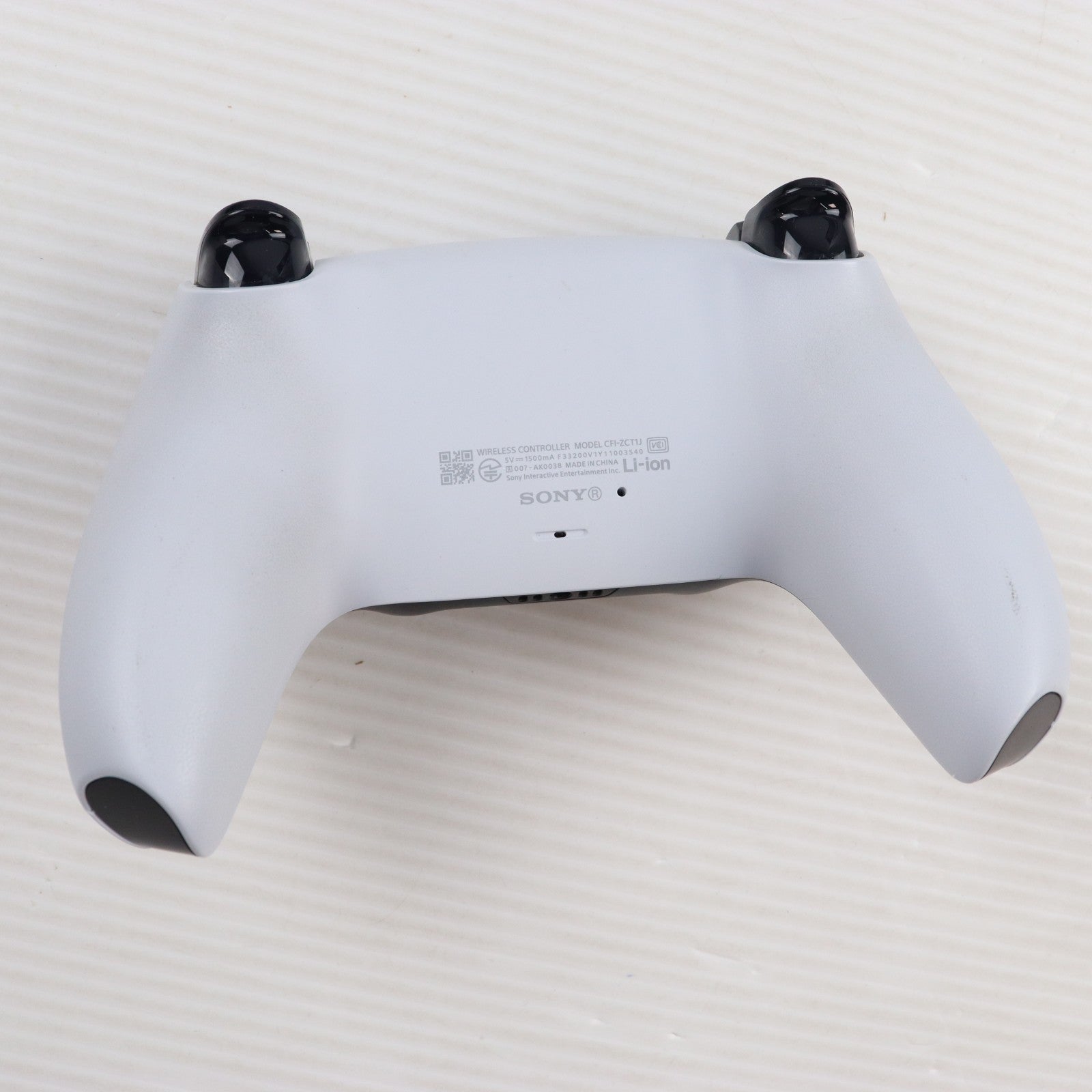 【中古即納】[PS5] (本体) PlayStation 5(プレイステーション5) SIE(CFI-1200A01)(20220915)