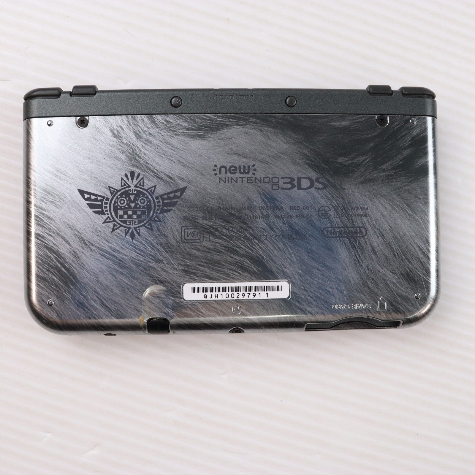 【中古即納】[3DS] (本体) Newニンテンドー3DS LL モンスターハンター4G スペシャルパック 任天堂(RED-S-VBCA)(20141011)