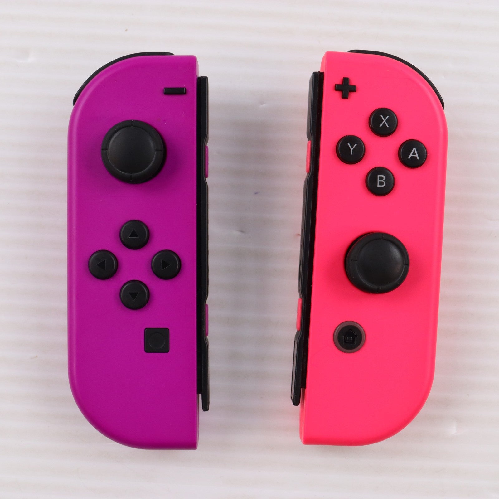 【中古即納】[Switch] (本体) Nintendo Switch(ニンテンドースイッチ) 有機ELモデル Joy-Con(L) ネオンブルー/R ネオンレッド 任天堂(HEG-S-KABAA)(20211008)