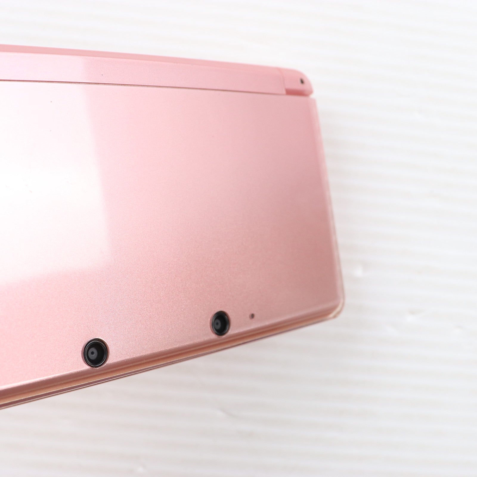【中古即納】[3DS] (本体) ニンテンドー3DS ミスティピンク 任天堂(CTR-S-PAAA)(20111020)