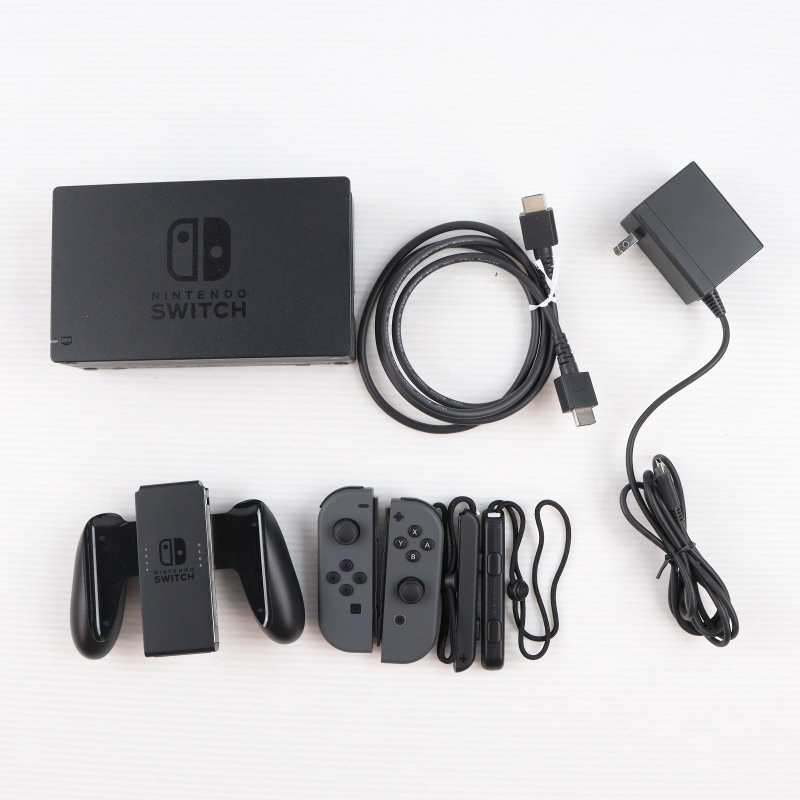 【中古即納】[Switch] (本体) Nintendo Switch(ニンテンドースイッチ) Joy-Con(L) ネオンブルー/(R) ネオンレッド 任天堂(HAD-S-KABAA)(20190830)