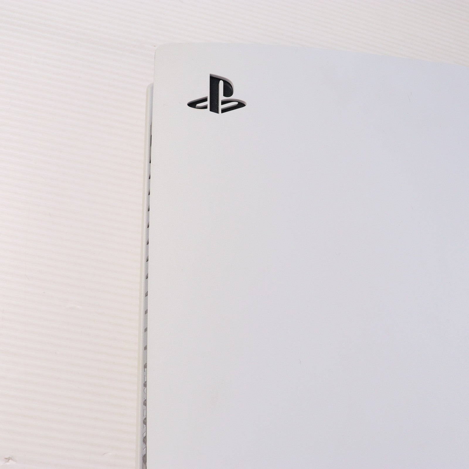【中古即納】[PS5] (本体) PlayStation 5(プレイステーション5) デジタル・エディション SIE(CFI-1000B01)(20201112)