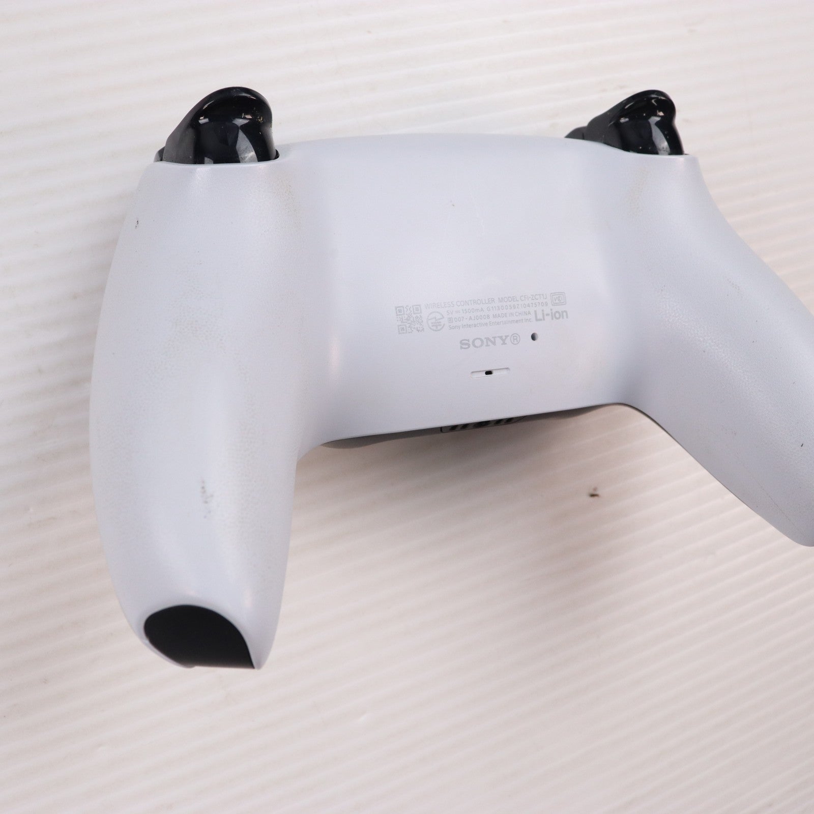 【中古即納】[PS5] (本体) PlayStation 5(プレイステーション5) デジタル・エディション SIE(CFI-1000B01)(20201112)
