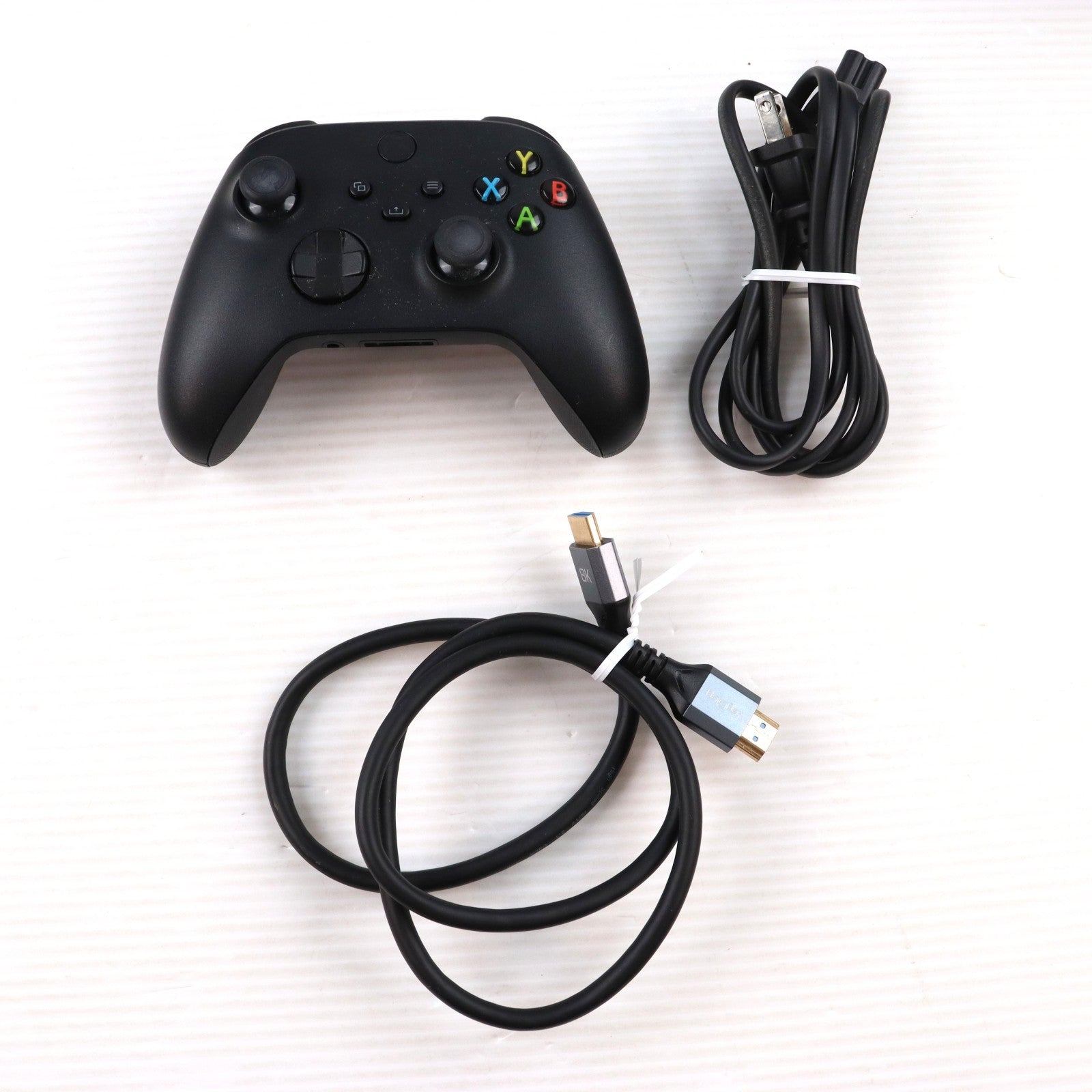 【中古即納】[XboxX/S] (本体) Xbox Series X 1TB 日本マイクロソフト(RRT-00015)(20201110)