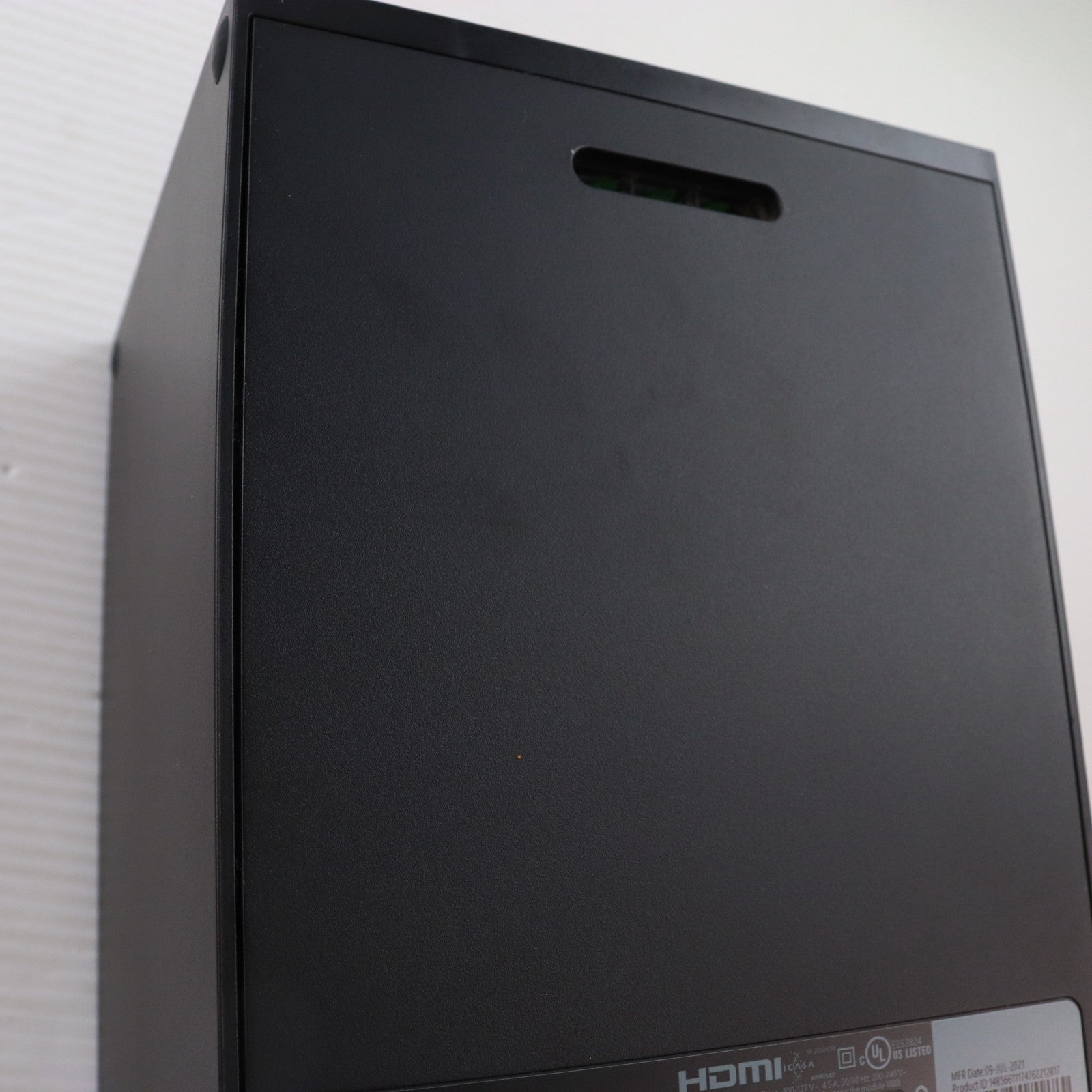 【中古即納】[XboxX/S] (本体) Xbox Series X 1TB 日本マイクロソフト(RRT-00015)(20201110)