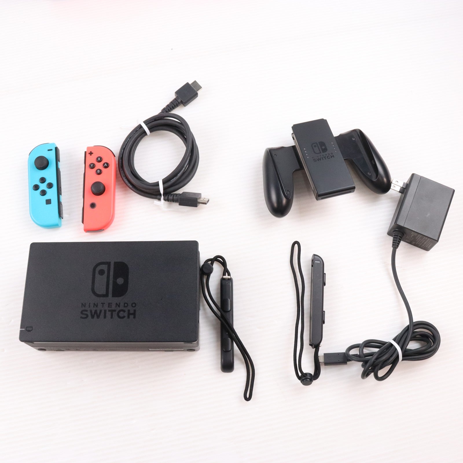 【中古即納】[Switch] (本体) Nintendo Switch(ニンテンドースイッチ) Joy-Con(L) ネオンブルー/R ネオンレッド 任天堂(HAC-S-KABAA)(20170303)