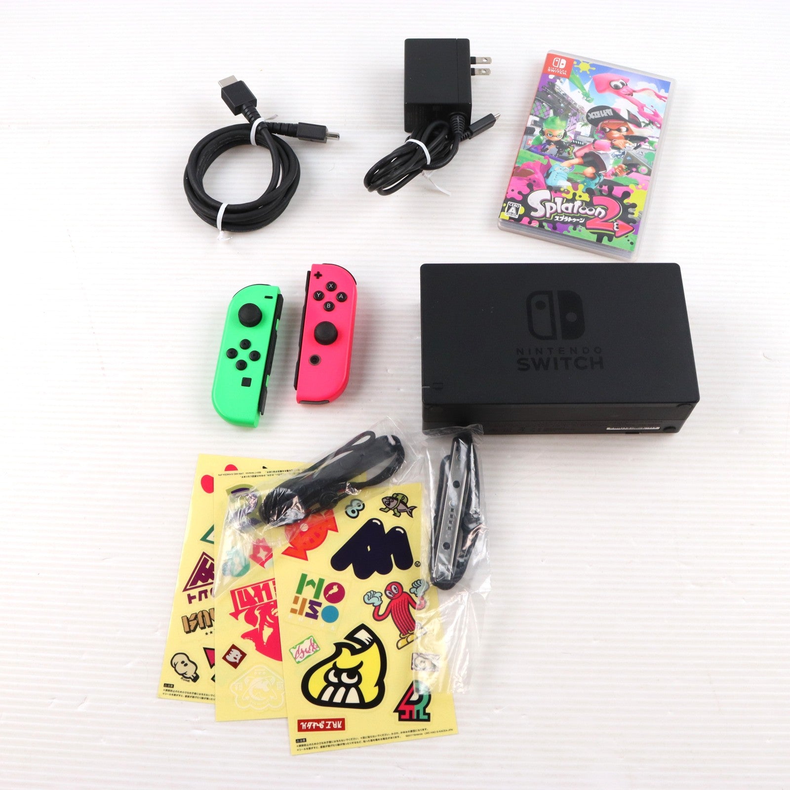 【中古即納】[Switch] (本体) Nintendo Switch(ニンテンドースイッチ) スプラトゥーン2セット 任天堂(HAC-S-KACEK)(20180713)