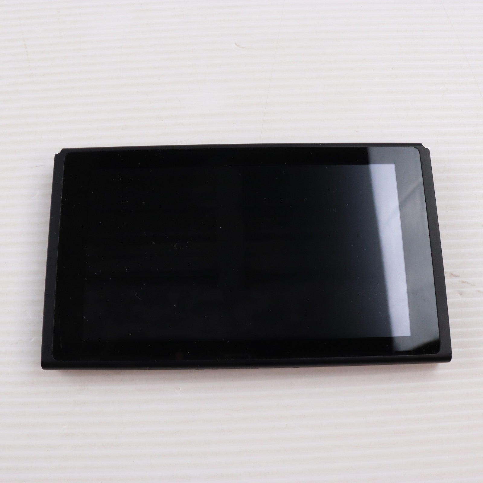 【中古即納】[Switch] (本体) Nintendo Switch(ニンテンドースイッチ) Joy-Con(L) ネオンブルー/R ネオンレッド 任天堂(HAD-S-KABAH)(20190830)