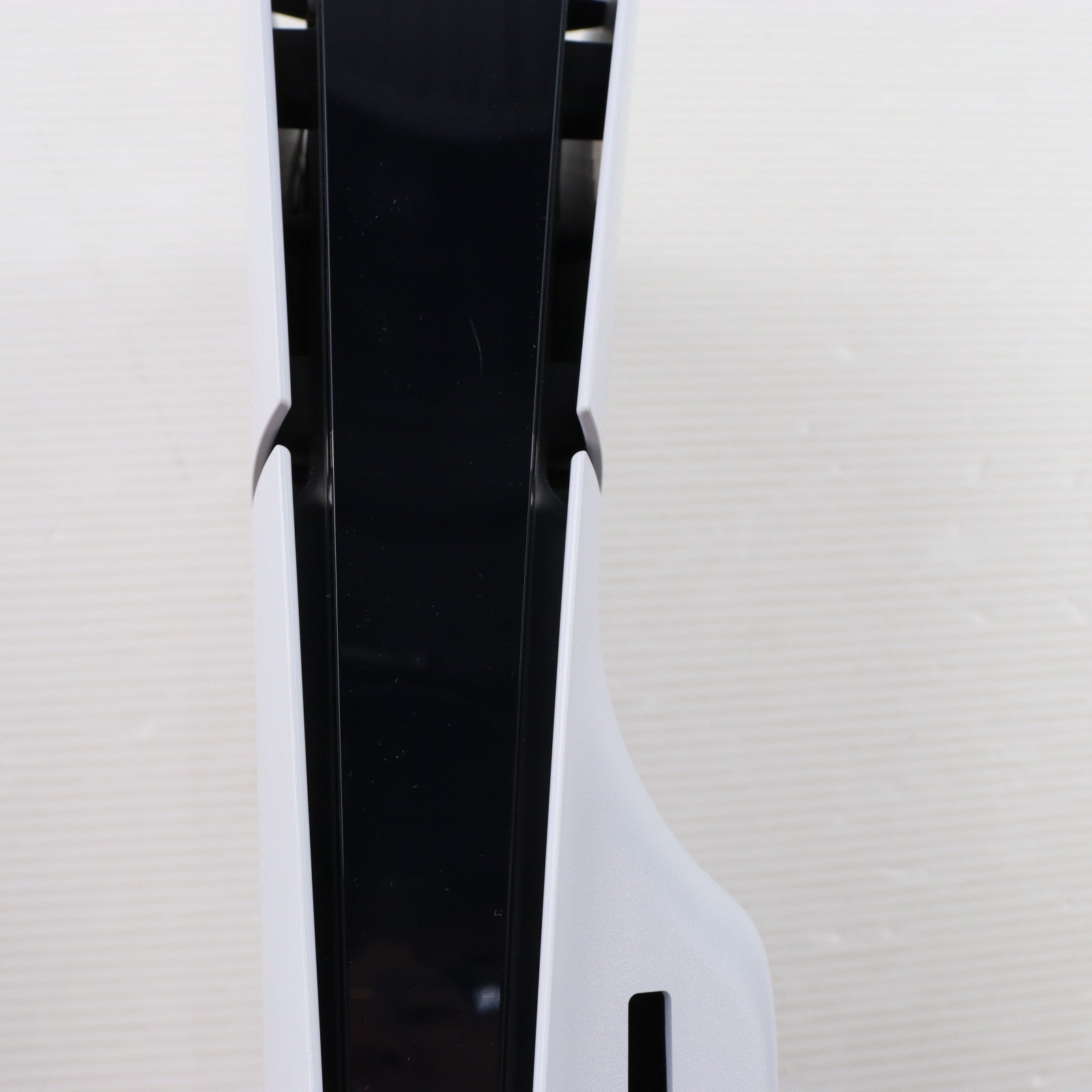 【中古即納】[PS5] (本体) PlayStation 5(プレイステーション5) slimモデル(スリムモデル) SIE(CFI-2000A01)(20231110)