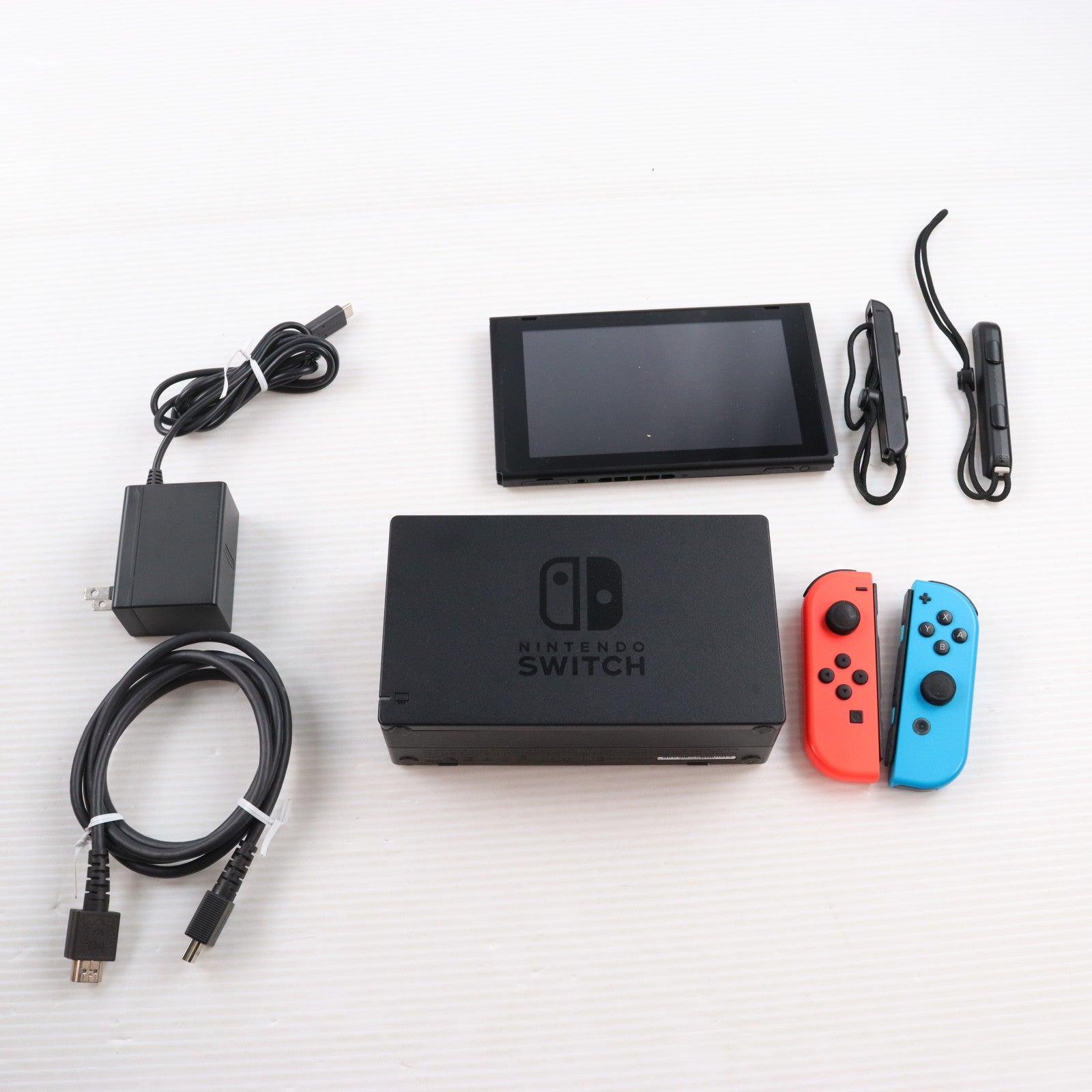 【中古即納】[Switch] (本体) Nintendo Switch(ニンテンドースイッチ) Joy-Con(L) ネオンブルー/R ネオンレッド 任天堂(HAD-S-KABAH)(20190830)