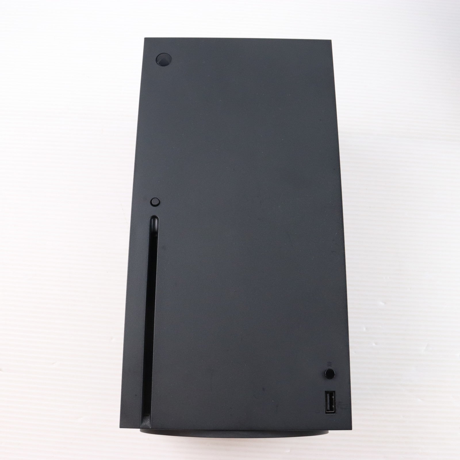 【中古即納】[XboxX/S] (本体) Xbox Series X 1TB ディスクモデル(ブラック) 日本マイクロソフト(EP2-63835)(20260212)