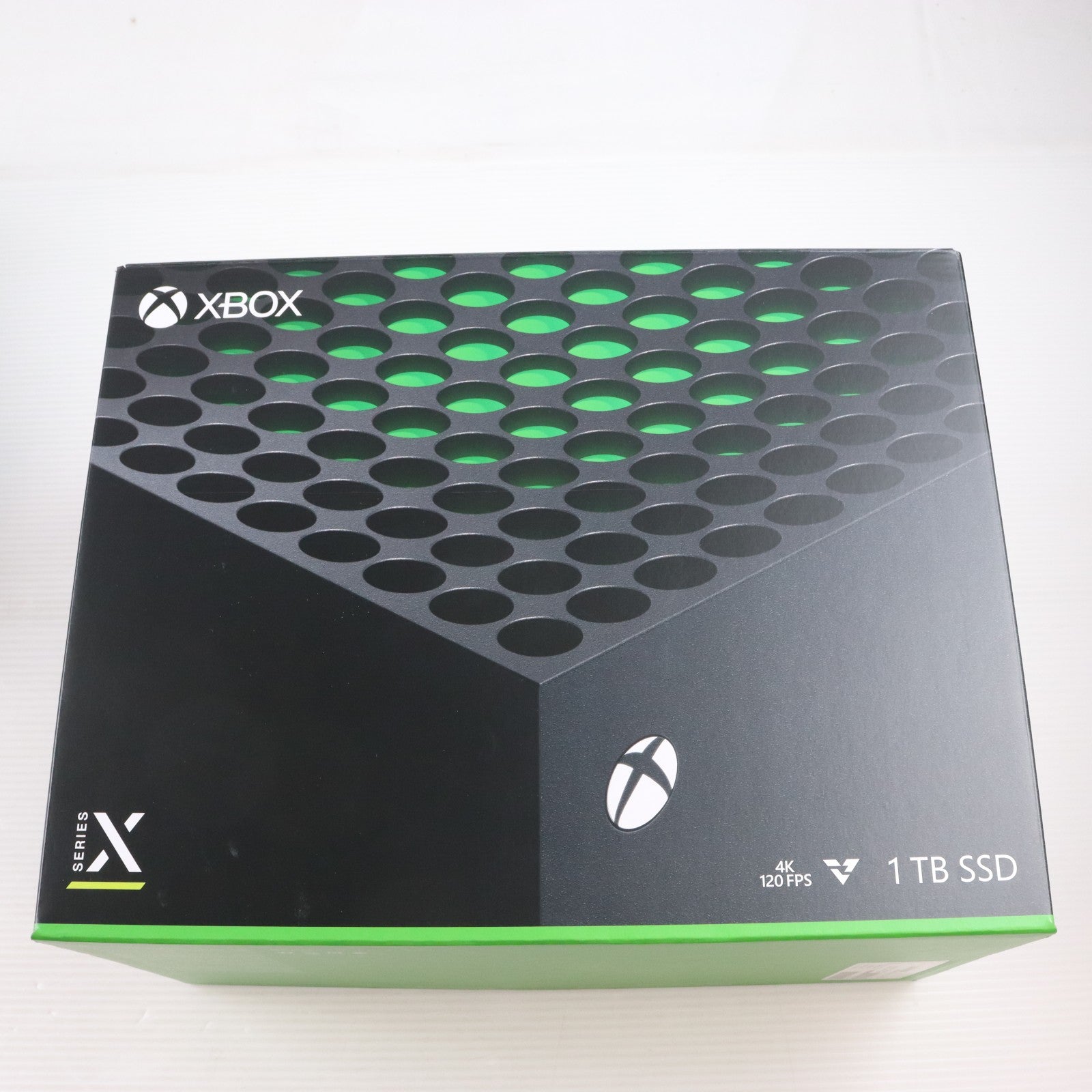 【中古即納】[XboxX/S] (本体) Xbox Series X 1TB ディスクモデル(ブラック) 日本マイクロソフト(EP2-63835)(20260212)