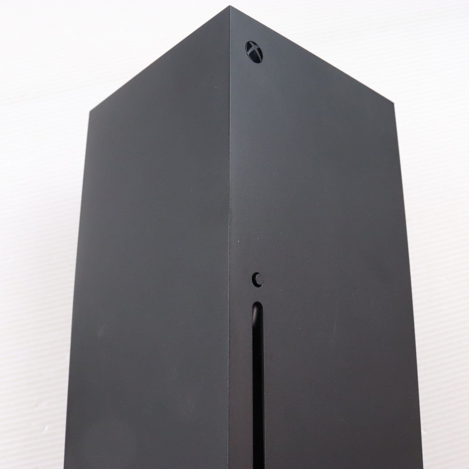 【中古即納】[XboxX/S] (本体) Xbox Series X 1TB ディスクモデル(ブラック) 日本マイクロソフト(EP2-63835)(20260212)