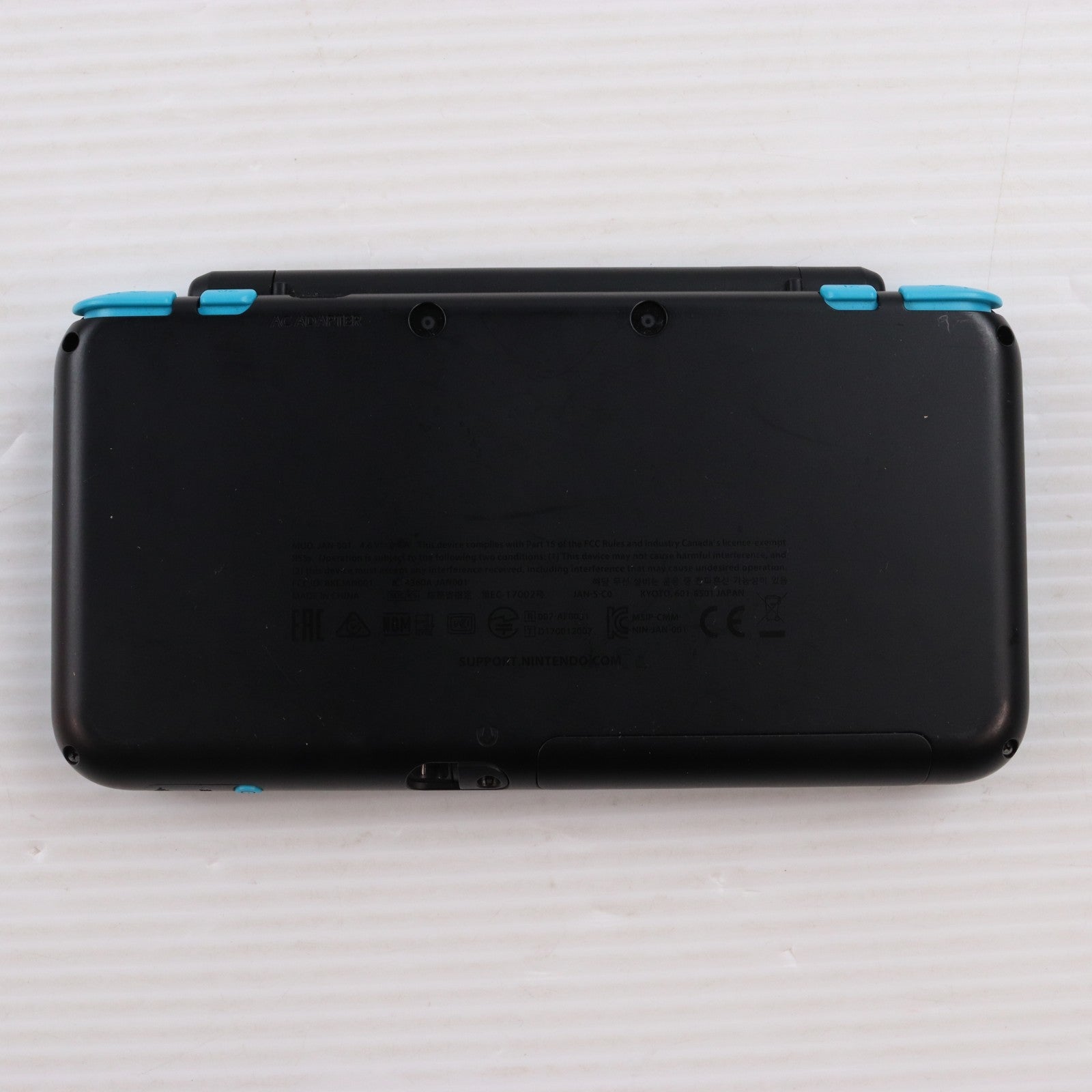 【中古即納】[3DS] (本体) Newニンテンドー2DS LL ブラック×ターコイズ 任天堂(JAN-S-BAAA)(20170713)