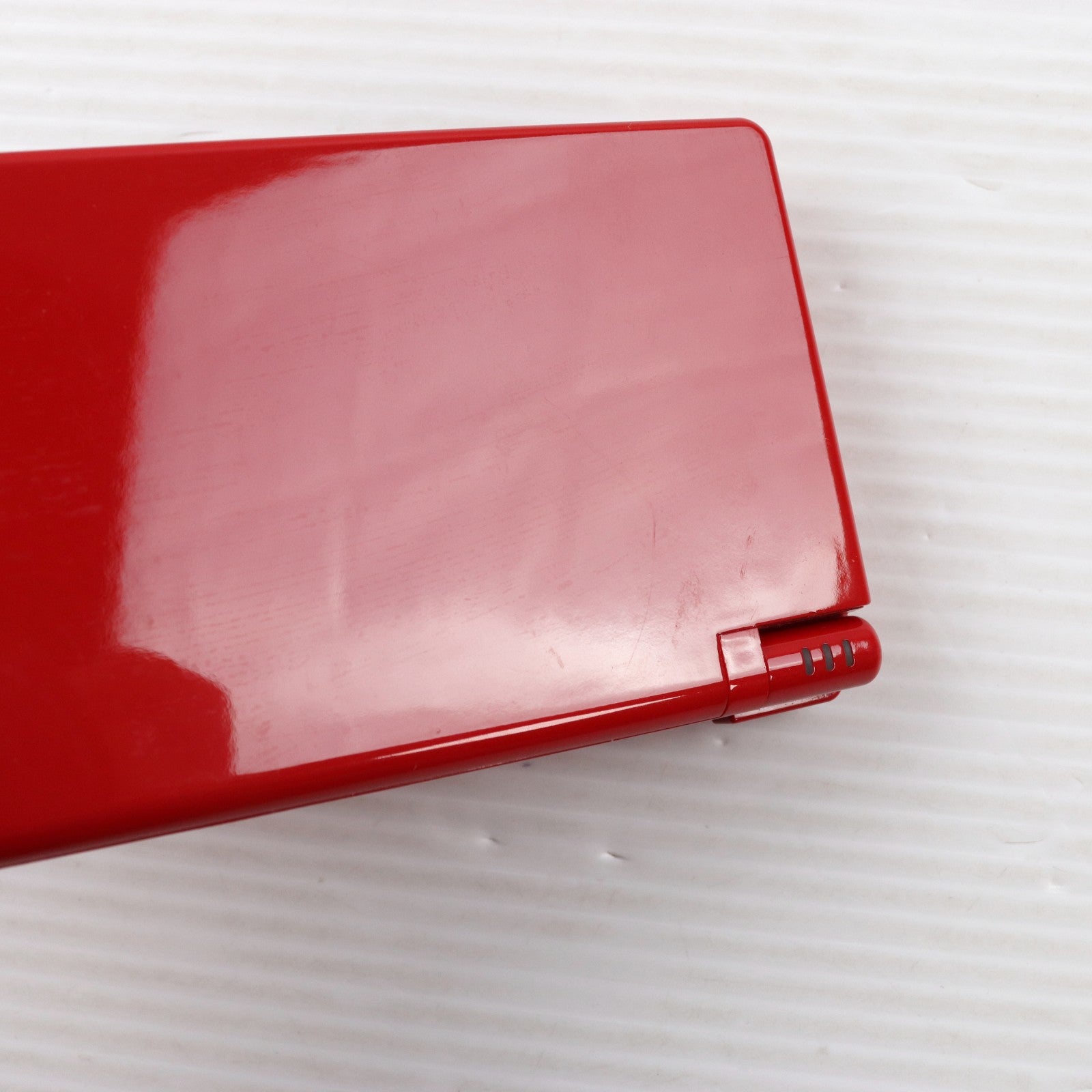 【中古即納】[NDS] (本体) ニンテンドーDSi レッド 任天堂(TWL-S-RA)(20090711)