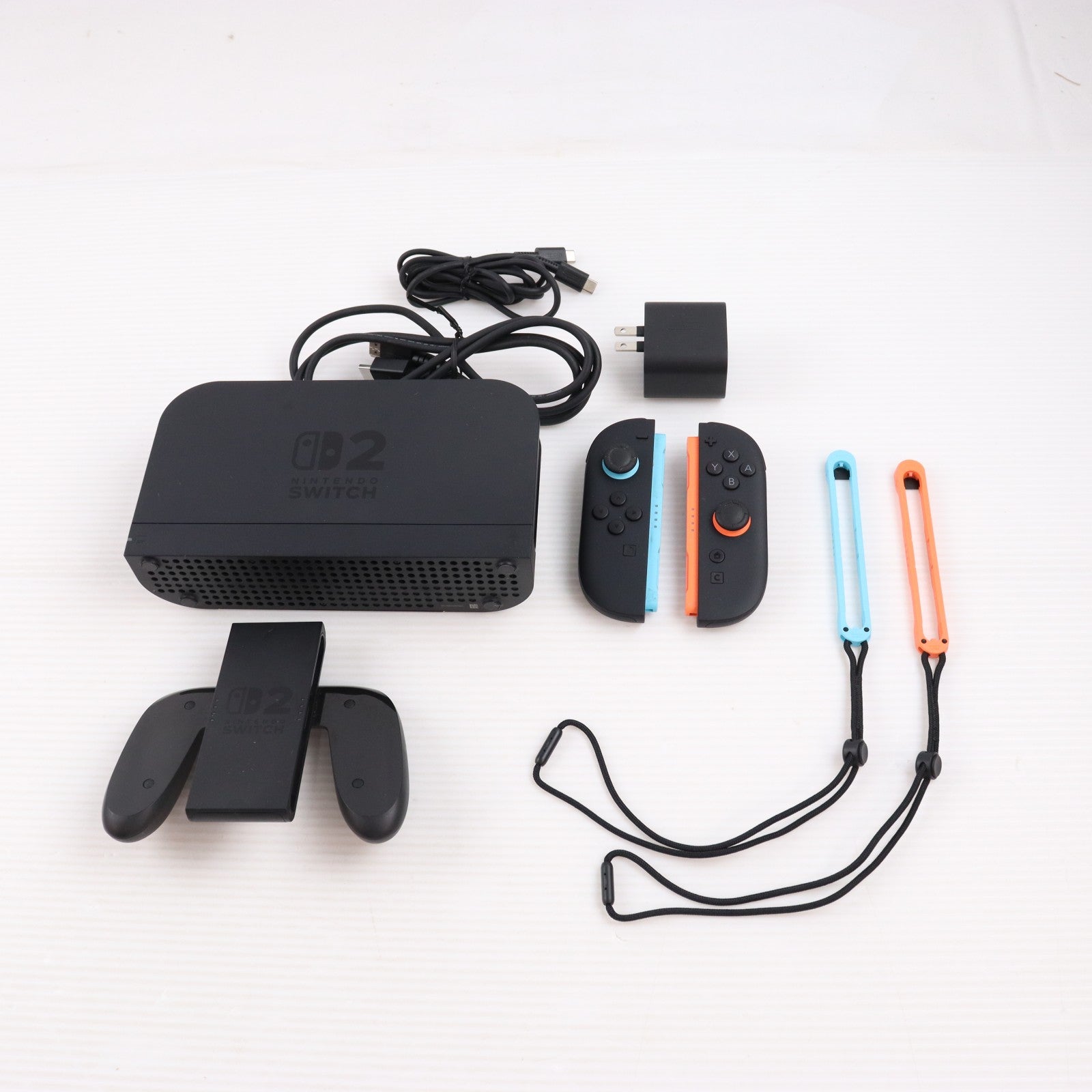 【中古即納】[Switch2] (本体) Nintendo Switch 2(ニンテンドースイッチ2)(日本語・国内専用) 任天堂(BEE-S-KB6CA)(20250605)