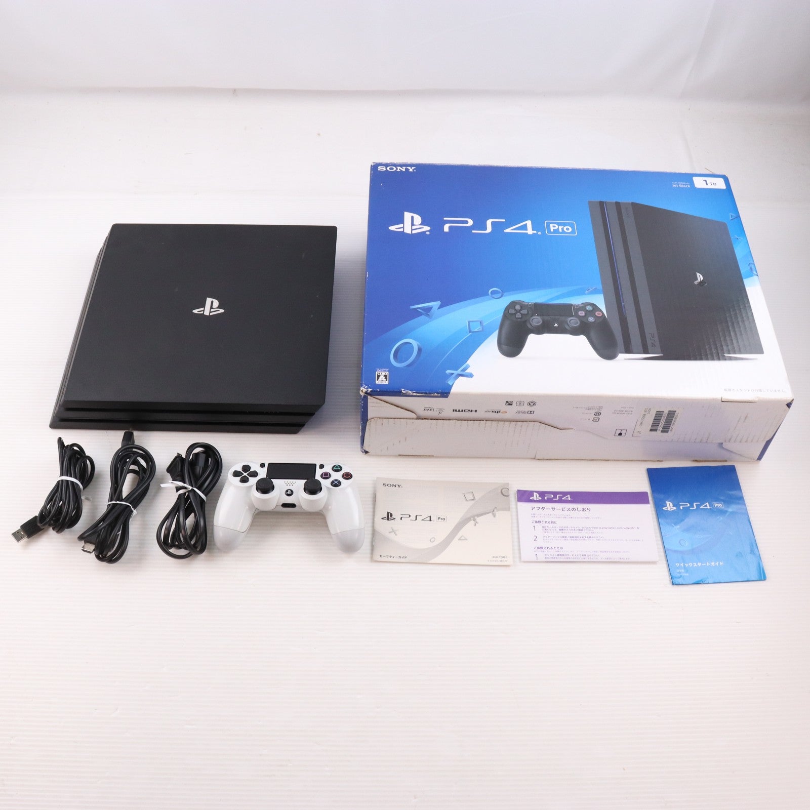 【中古即納】[PS4] (本体) PlayStation 4 Pro(プレイステーション4 プロ) ジェット・ブラック 1TB SIE(CUH-7000BB01)(20161110)