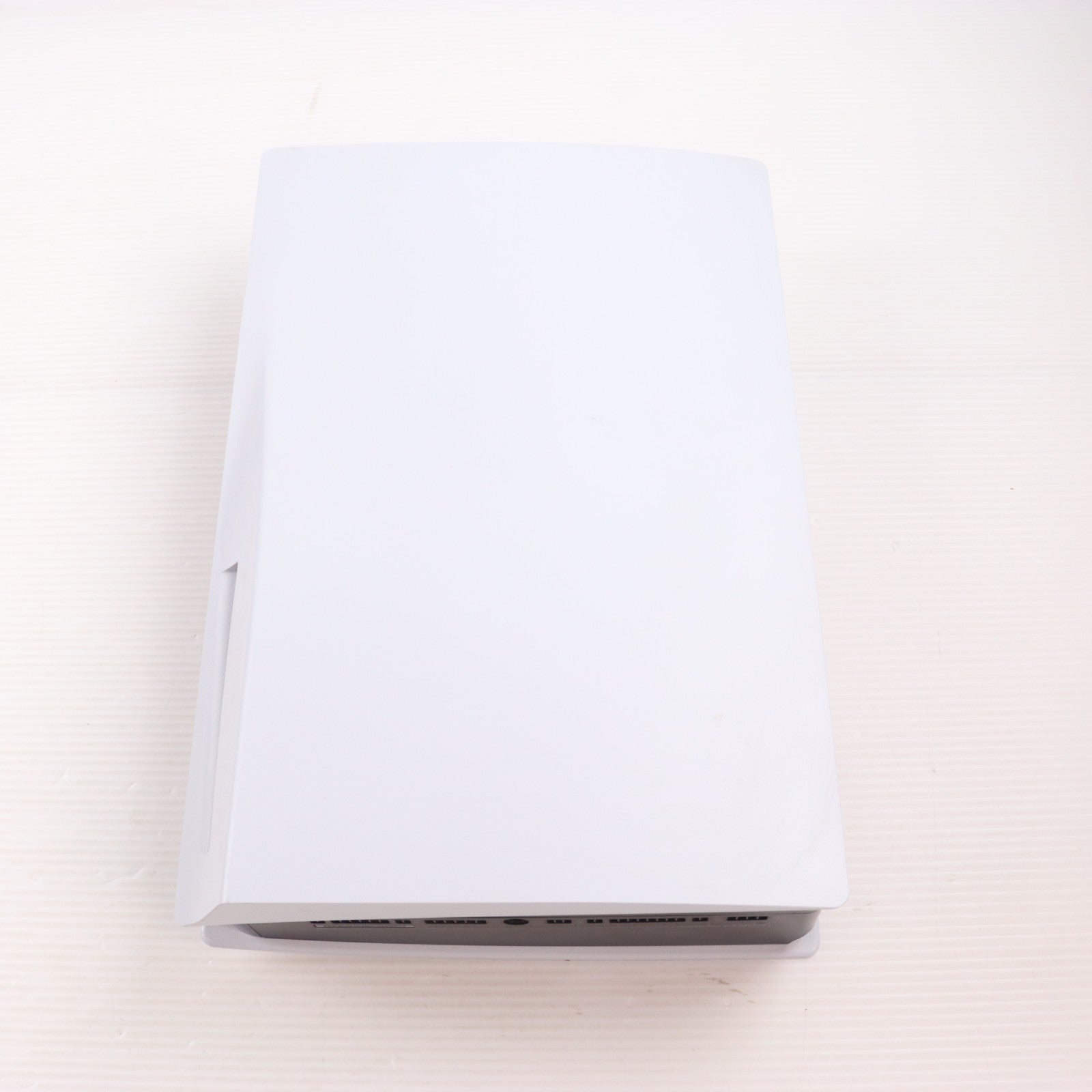 【中古即納】[PS5] (本体) PlayStation 5(プレイステーション5) SIE(CFI-1000A01)(20201112)
