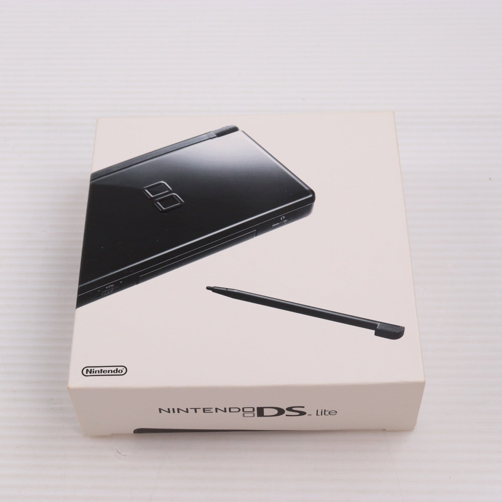 【中古即納】[NDS] (本体) ニンテンドーDS Lite(ライト) ジェットブラック 任天堂(USG-S-KA)(20060902)