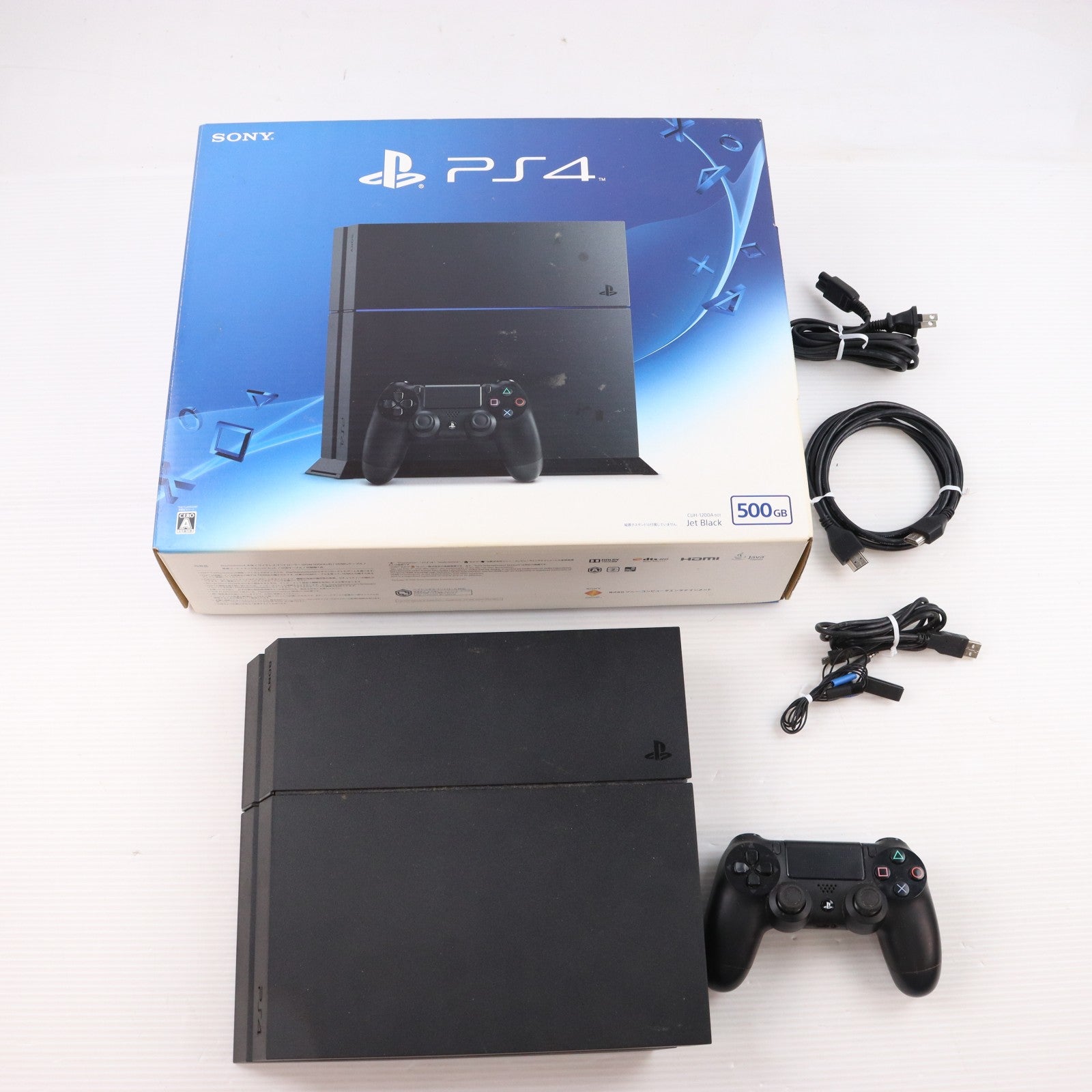 【中古即納】[PS4] (本体) PlayStation 4(プレイステーション4) ジェット・ブラック HDD500GB SCE(CUH-1200AB01)(20150625)