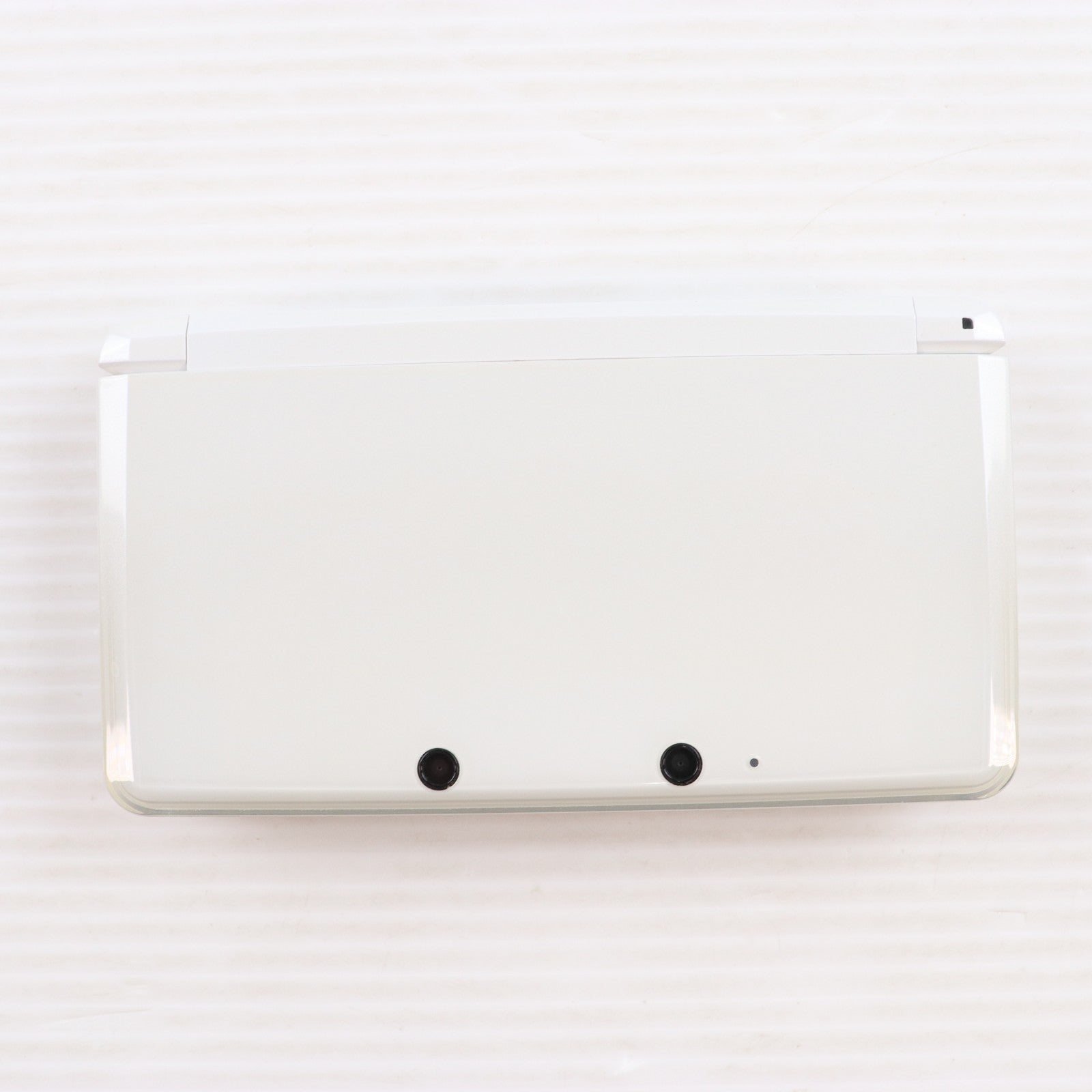 【中古即納】[3DS] (本体) ニンテンドー3DS アイスホワイト 任天堂(CTR-S-WAAA)(20111103)