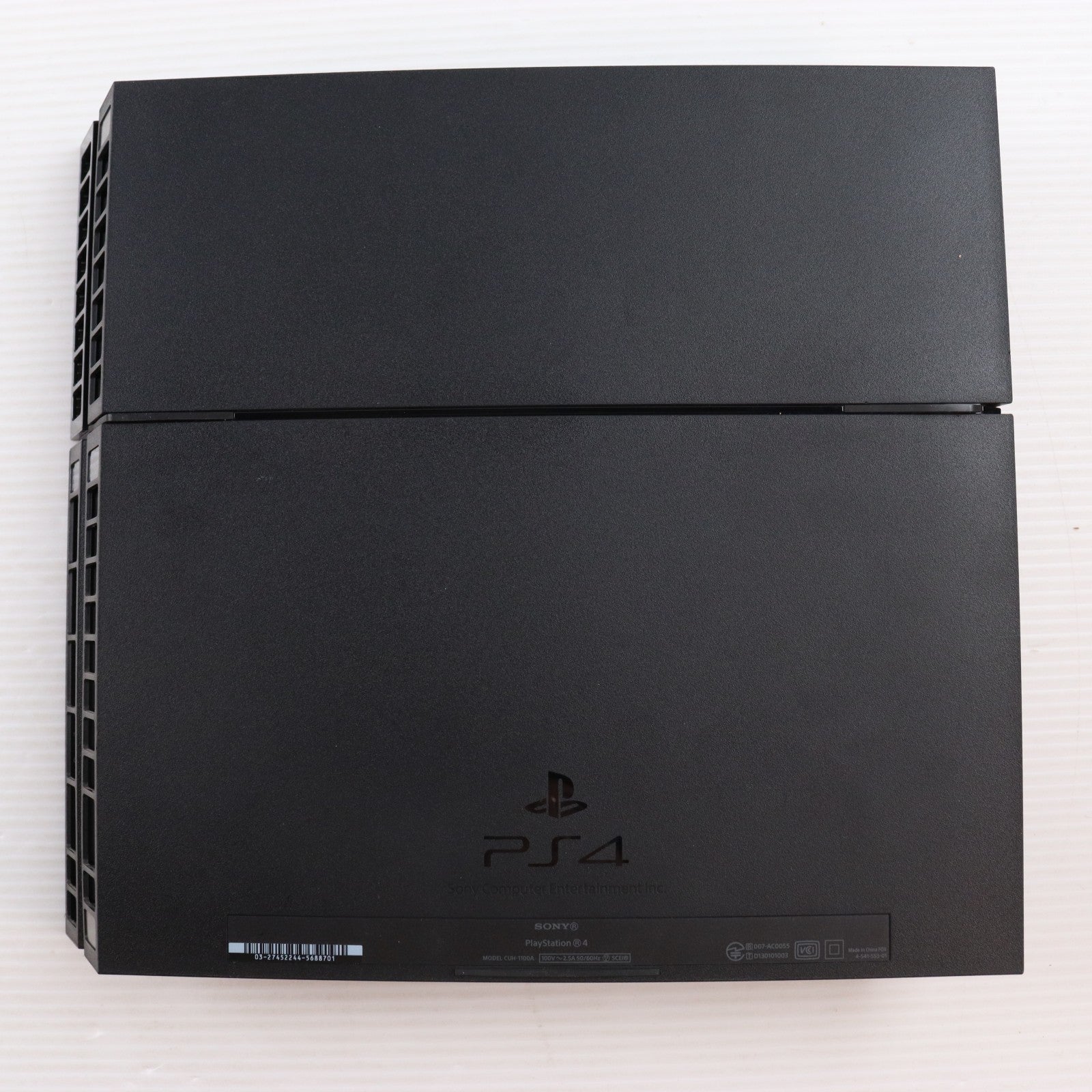 【中古即納】[PS4] (本体) PlayStation 4(プレイステーション4) ジェット・ブラック HDD500GB SCE(CUH-1100AB01)(20141009)