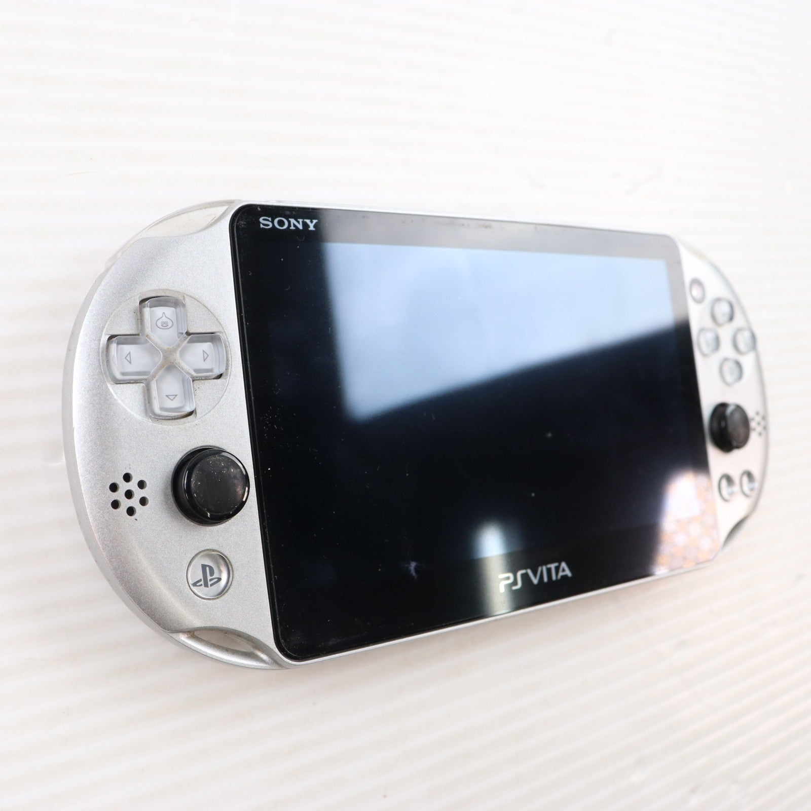 【中古即納】[PSVita] (本体) PlayStation Vita(プレイステーション ヴィータ) ドラゴンクエスト メタルスライムエディション SCE(PCHJ-10028)(20160128)