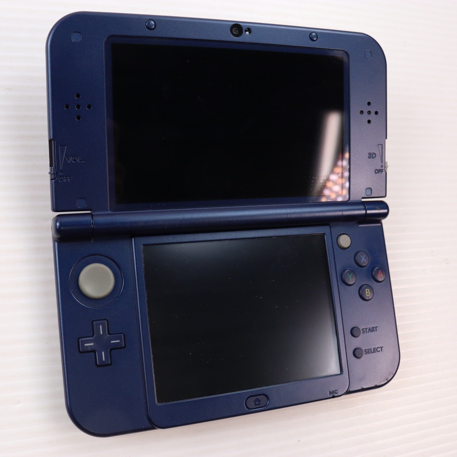 【中古即納】[3DS] (本体) Newニンテンドー3DS LL メタリックブルー 任天堂(RED-S-BAAA)(20141011)
