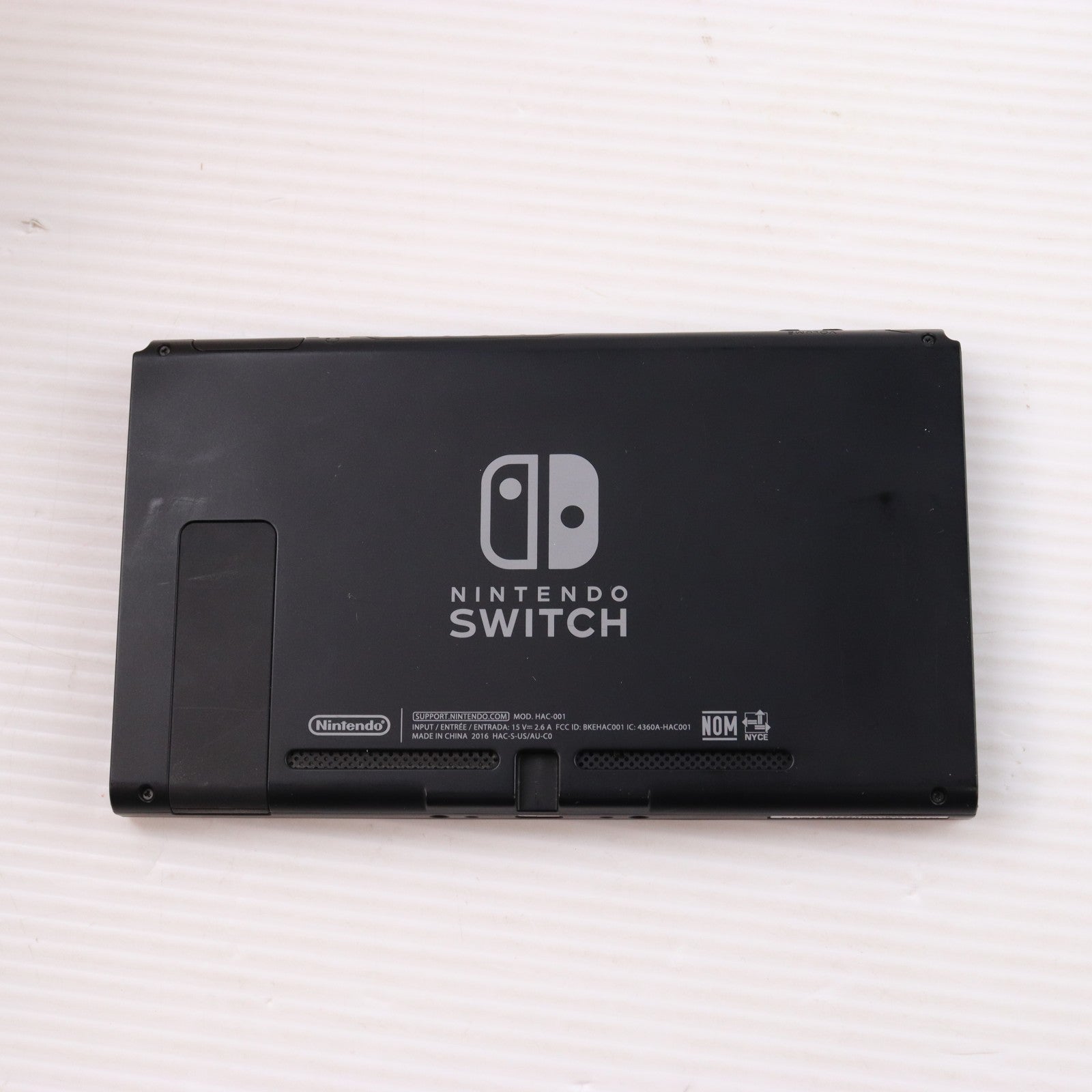 【中古即納】[Switch] (本体) Nintendo Switch(ニンテンドースイッチ) Joy-Con(L)/(R) グレー 北米版 任天堂(HAC-S-KAAAA-USZ)(20170303)