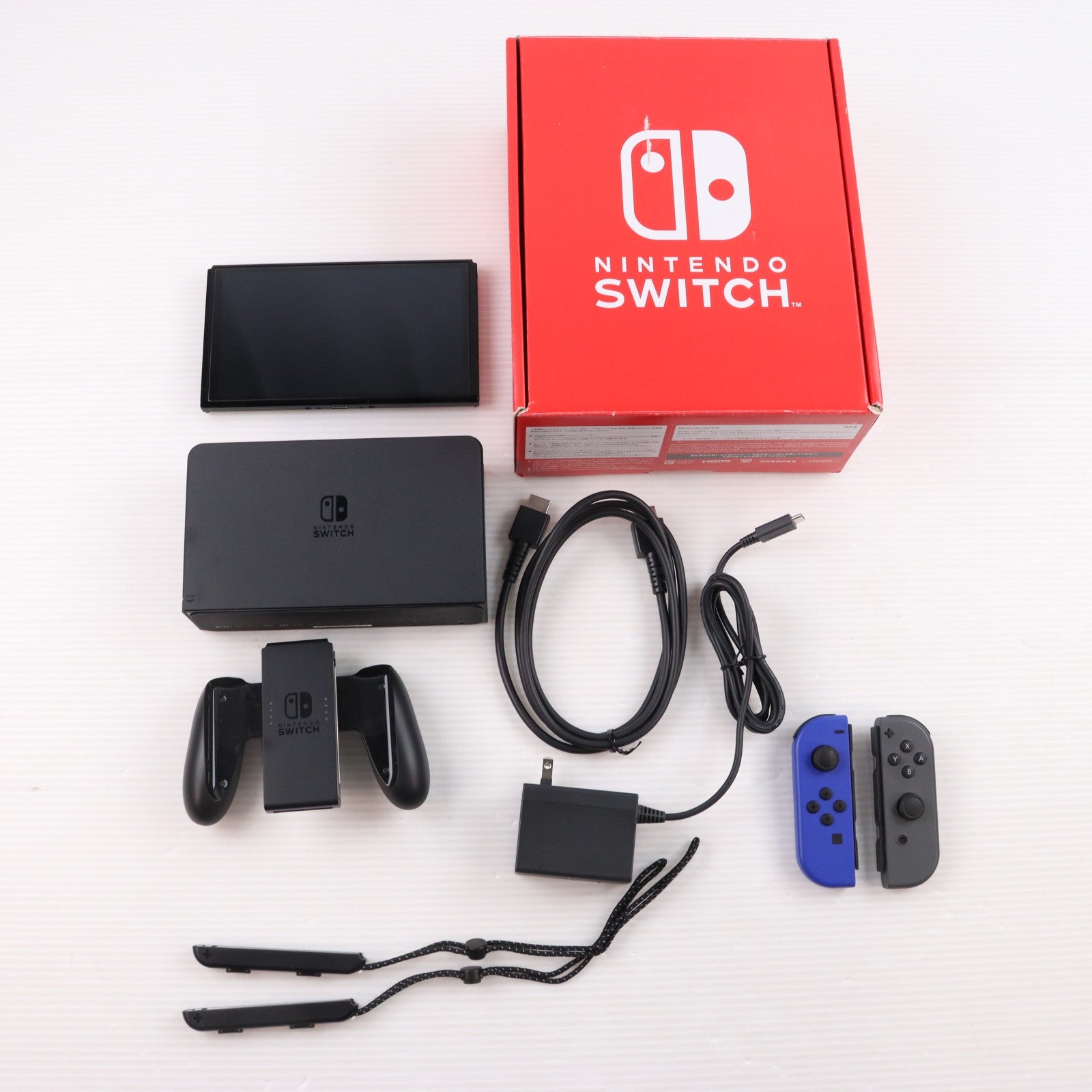 【中古即納】[Switch] (本体) マイニンテンドーストア限定 Nintendo Switch(ニンテンドースイッチ) 有機ELモデル カスタマイズ Joy-Con(L)/(R) ブルー Joy-Conストラップ ブラック 任天堂(HEG-S-KAYAA)(20211008)