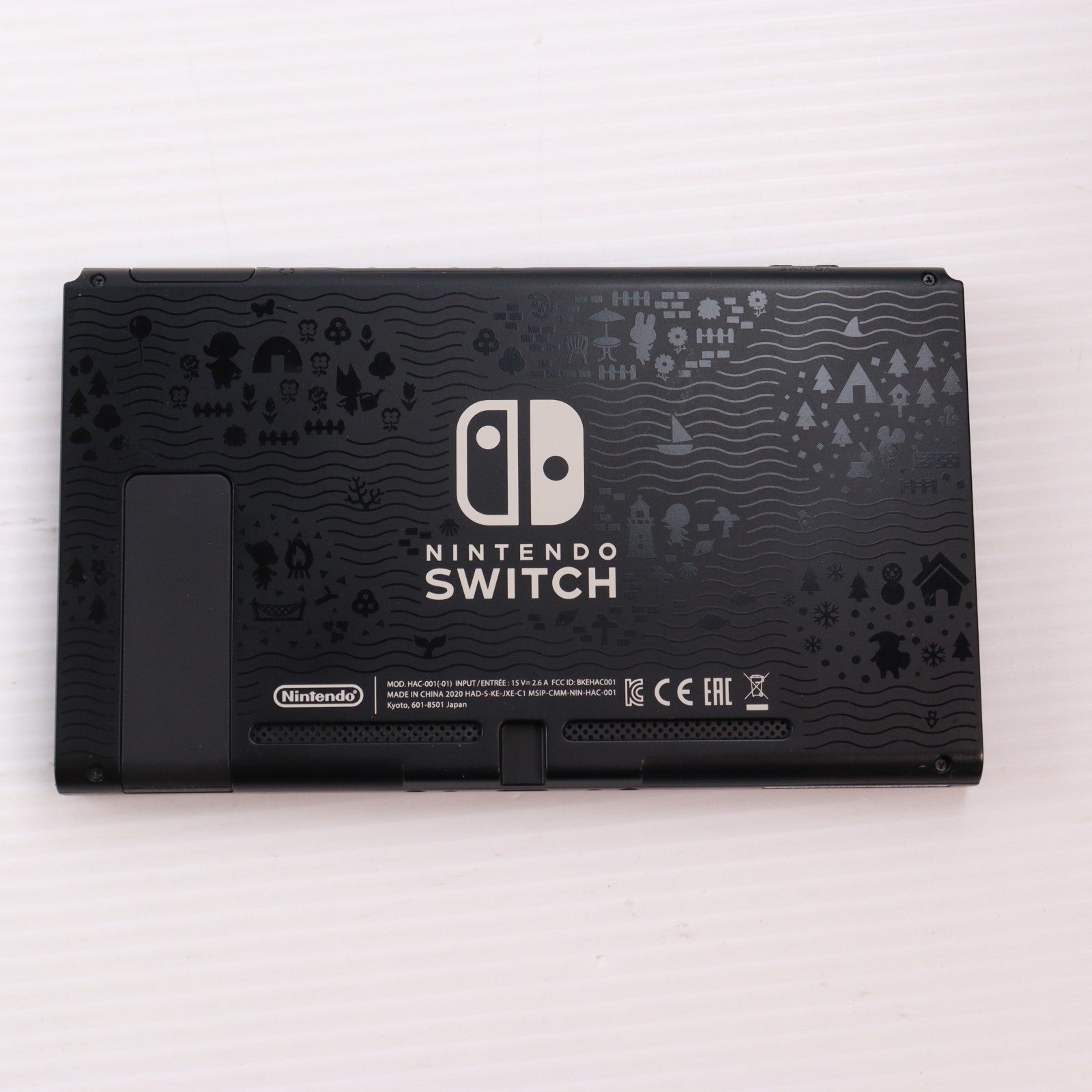 【中古即納】[Switch] (本体)(ソフト無し) Nintendo Switch(ニンテンドースイッチ) あつまれ どうぶつの森セット 任天堂(HAD-S-KEAGC)(20200320)