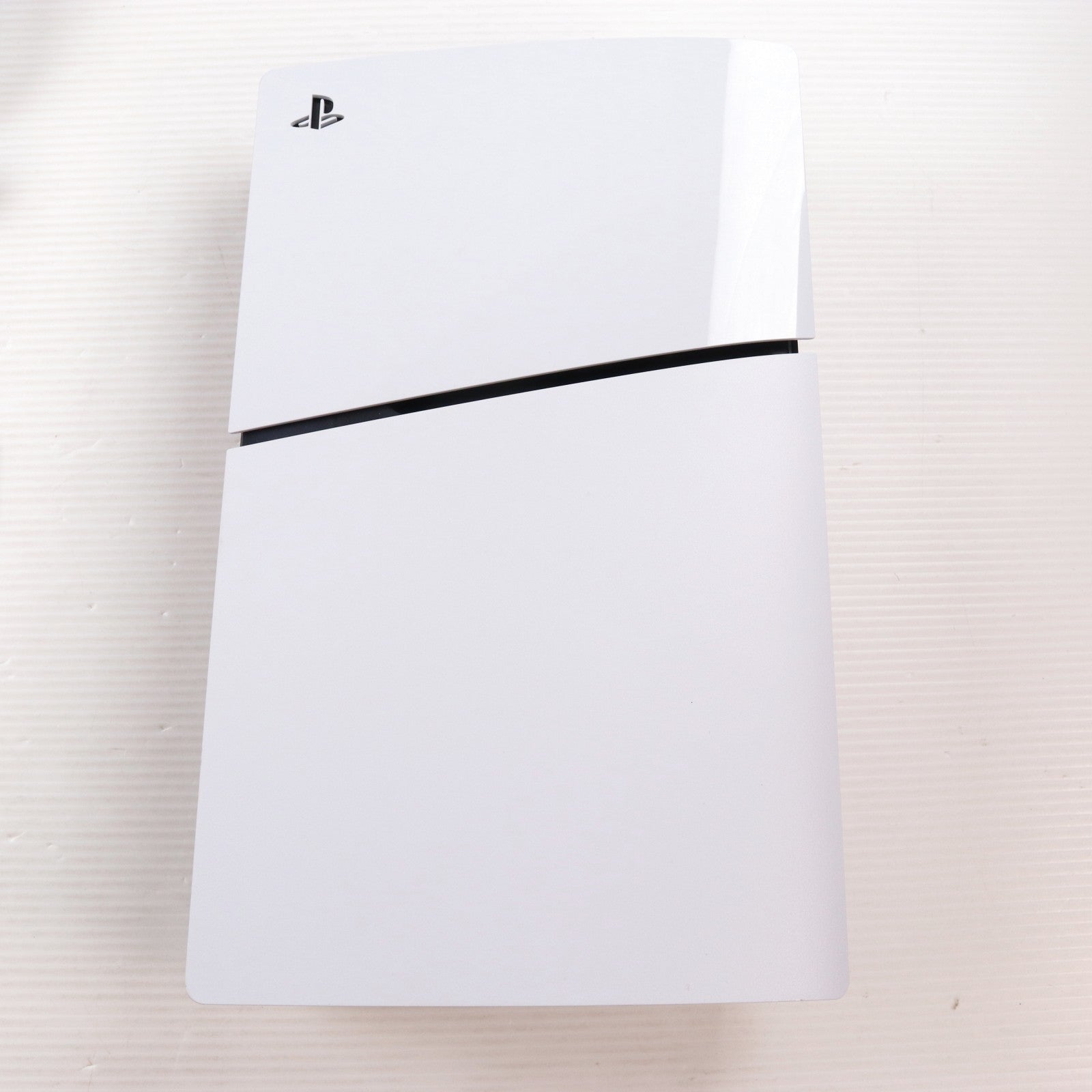 【中古即納】[PS5] (本体) PlayStation 5(プレイステーション5) slimモデル(スリムモデル) SIE(CFI-2000A01)(20231110)